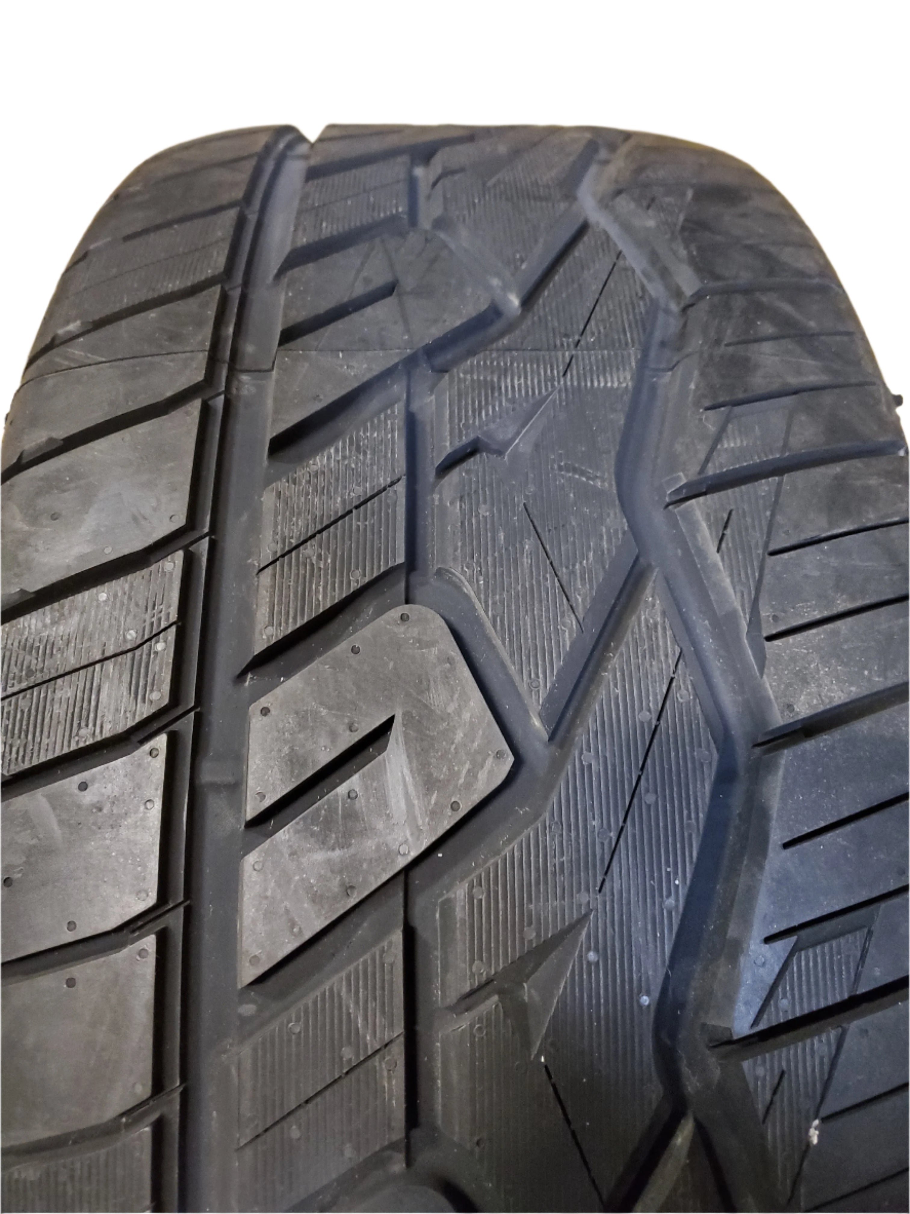 NITTO NT420V BSW P 305 50 20 120H XL ALL SEASON TIRE 203950