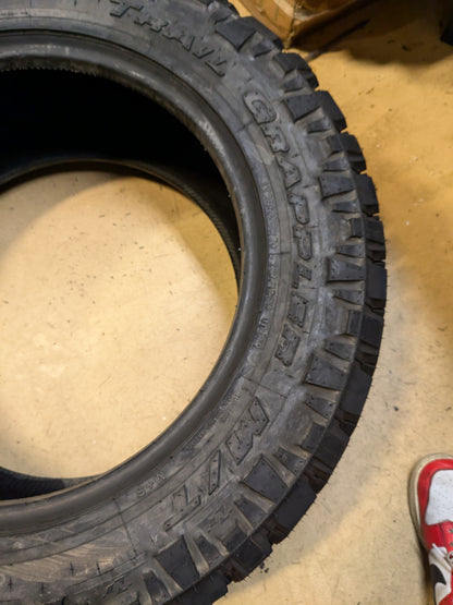 NEW OLD STOCK NITTO TRAIL GRAPPLER LT 295 55 20 123/120Q LRE 10 PLY MUD TERRAIN TIRE 205750