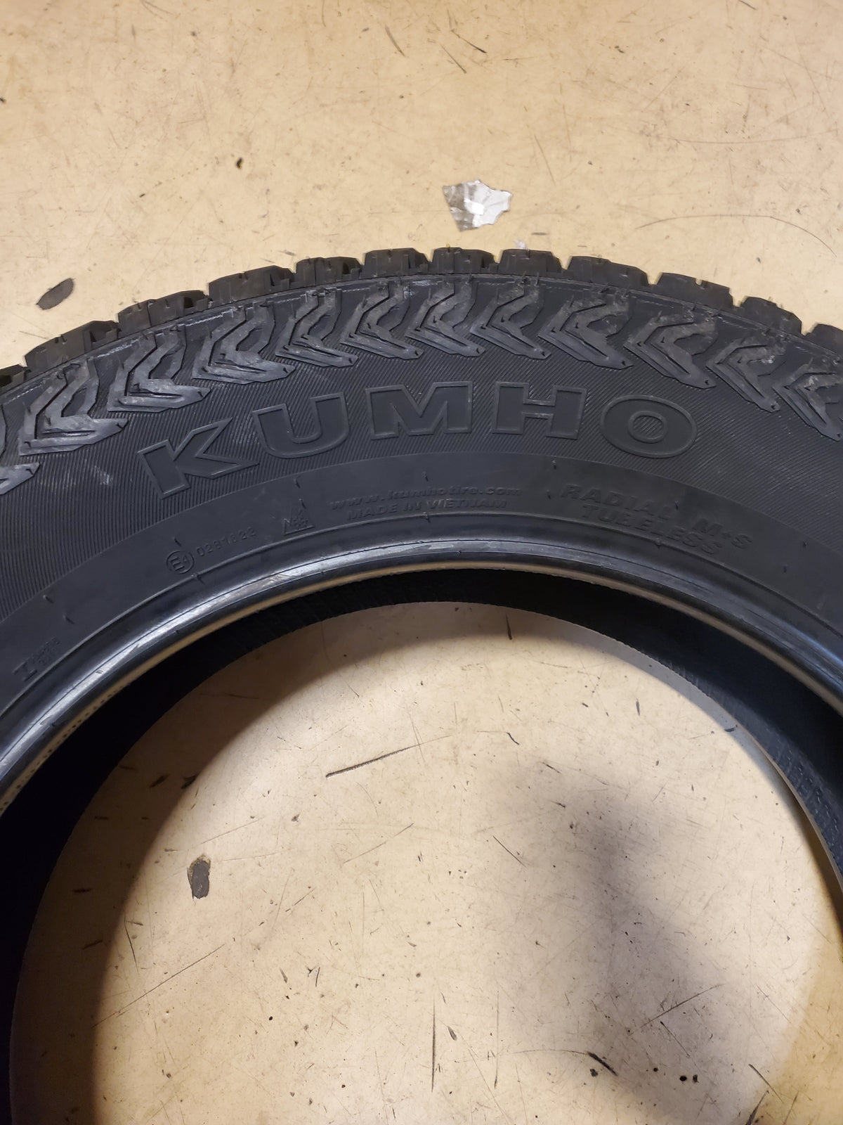 KUMHO ROAD VENTURE AT51 BSW P 275 60 20 114T ALL TERRAIN TIRE 2169213