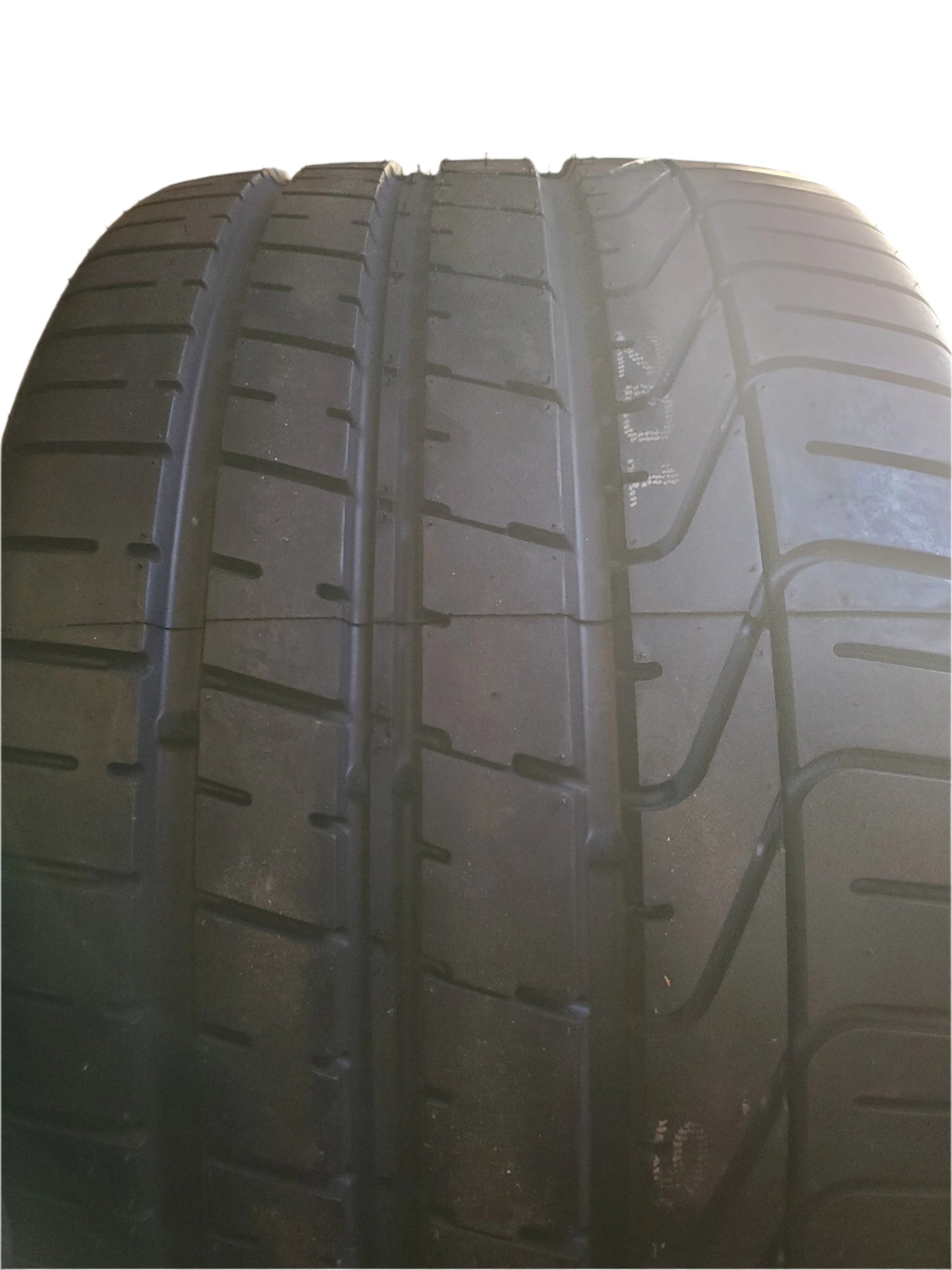 NOS PIRELLI P ZERO BSW P 295 30 19 100Y XL UHP TIRE 2049100