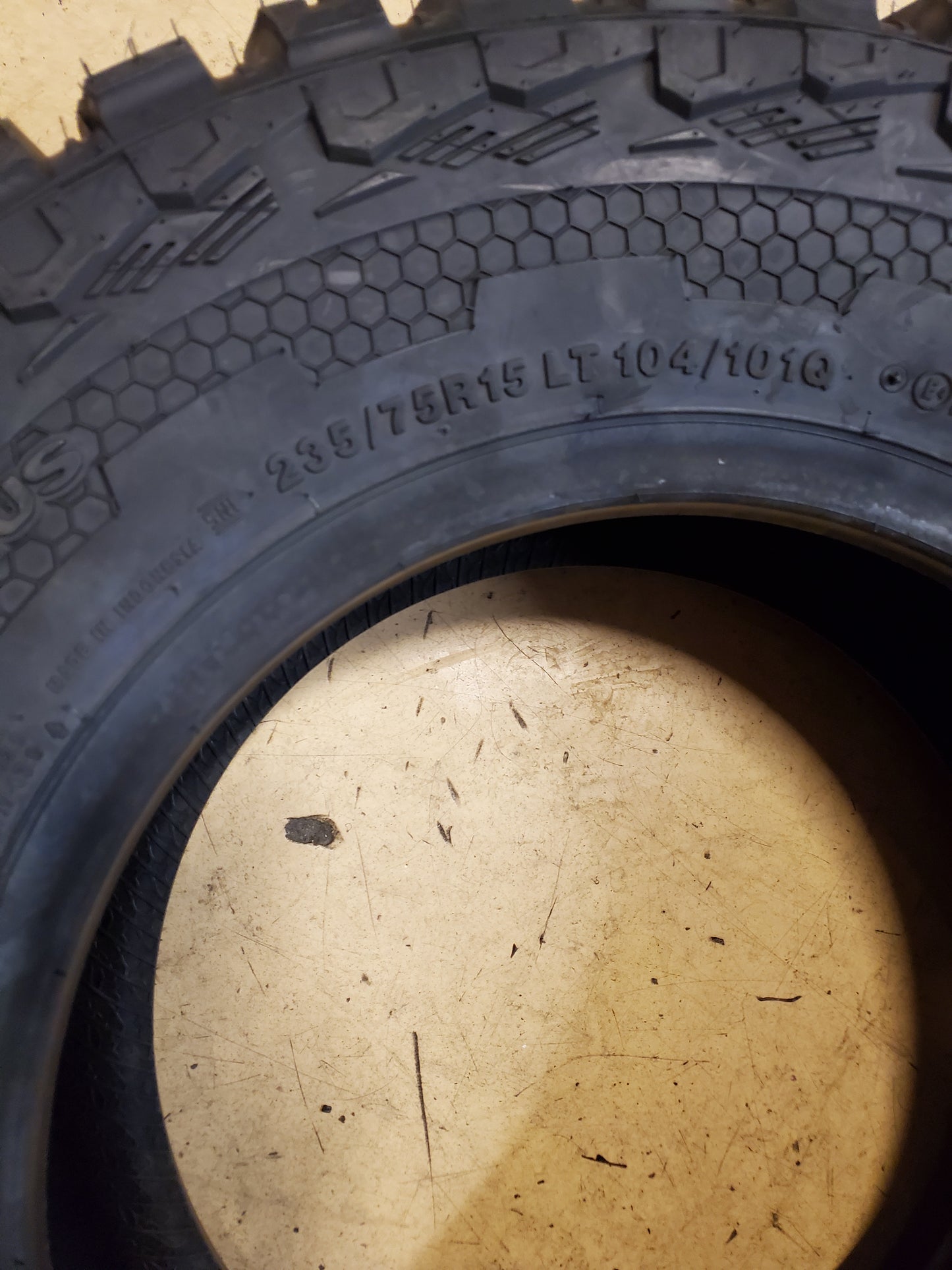 FORCEUM M/T08 PLUS BSW LT 235 75 15 104/101Q 6PLY MUD TIRE 1200046769