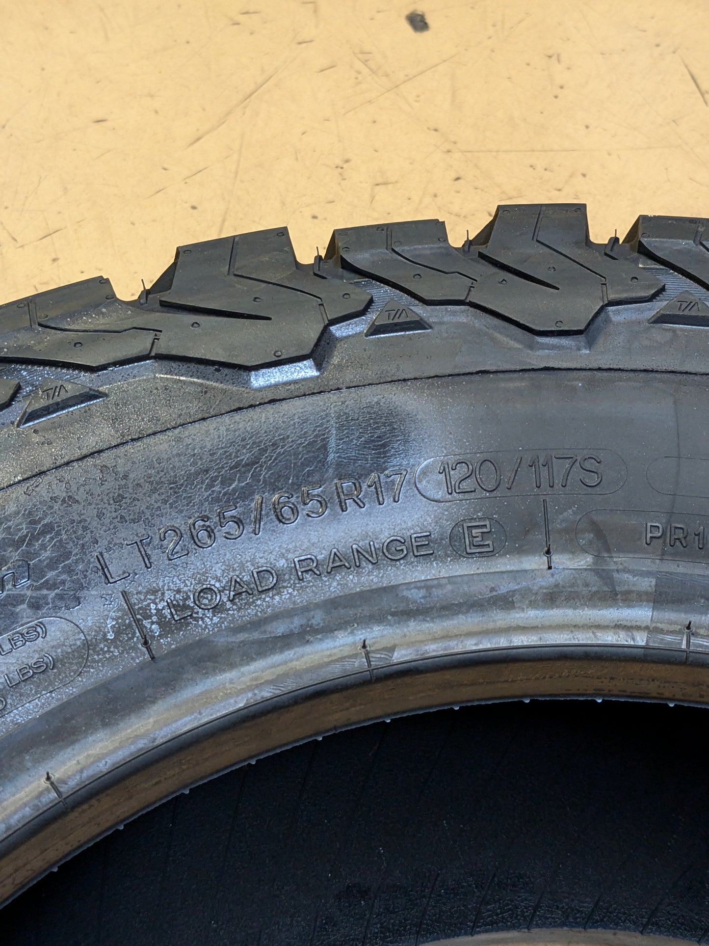 (KSL ONLY) BFGOODRICH ALL TERRAIN T/A KO2 RWL LT 265 65 17 120/117S LRE 10 PLY ALL TERRAIN TIRE 16681
