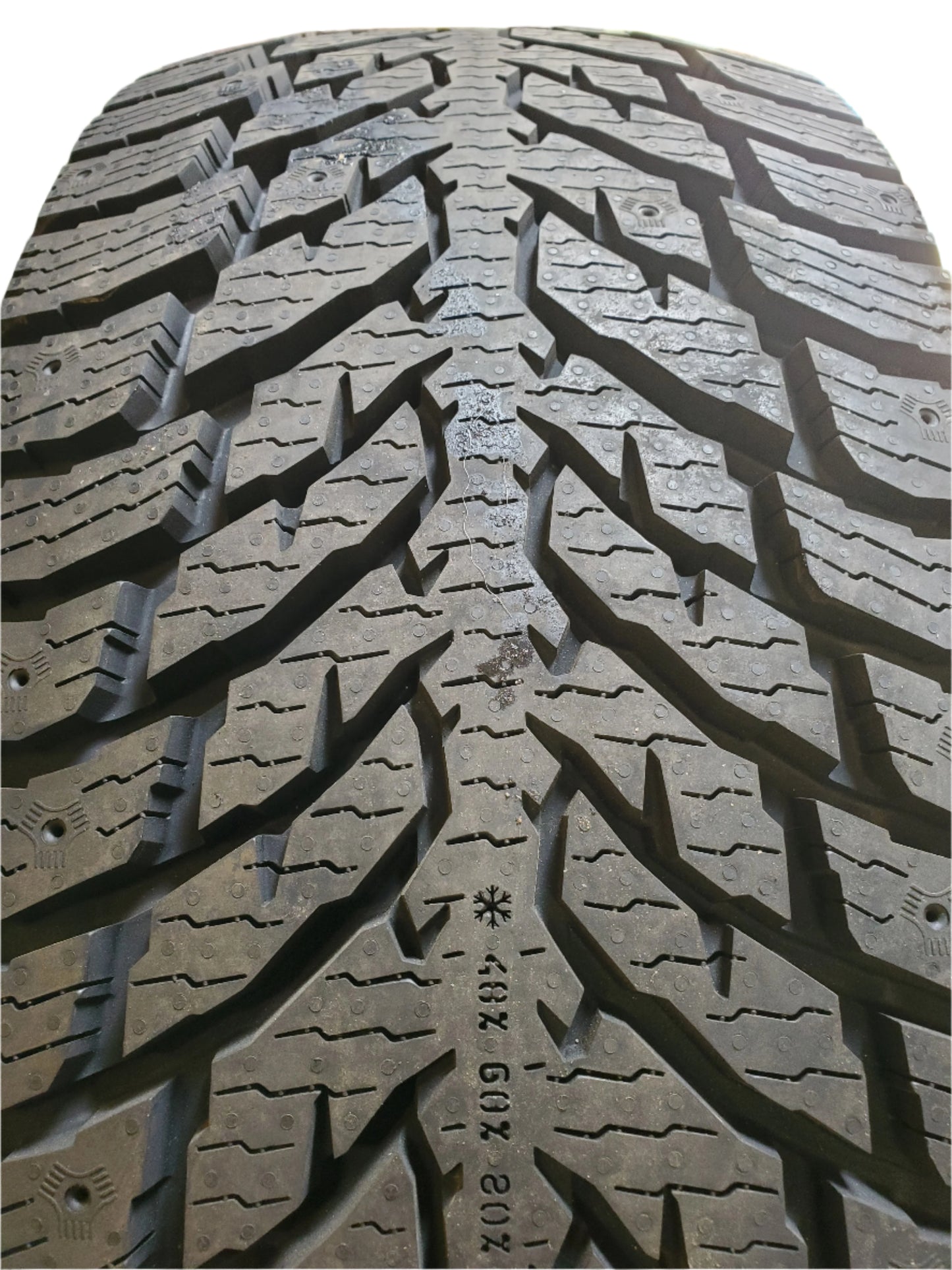NOKIAN HAKKAPELIITTA LT3 BSW LT 315 70 17 121/118Q 8PLY WINTER TIRE T430957