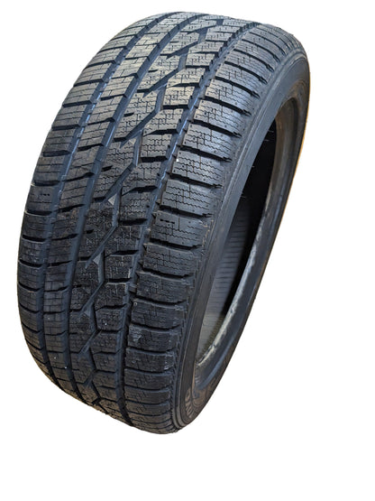 NOS TOYO CELCIUS BSW P 215 50 17 91H  ALL SEASON TIRE 128430