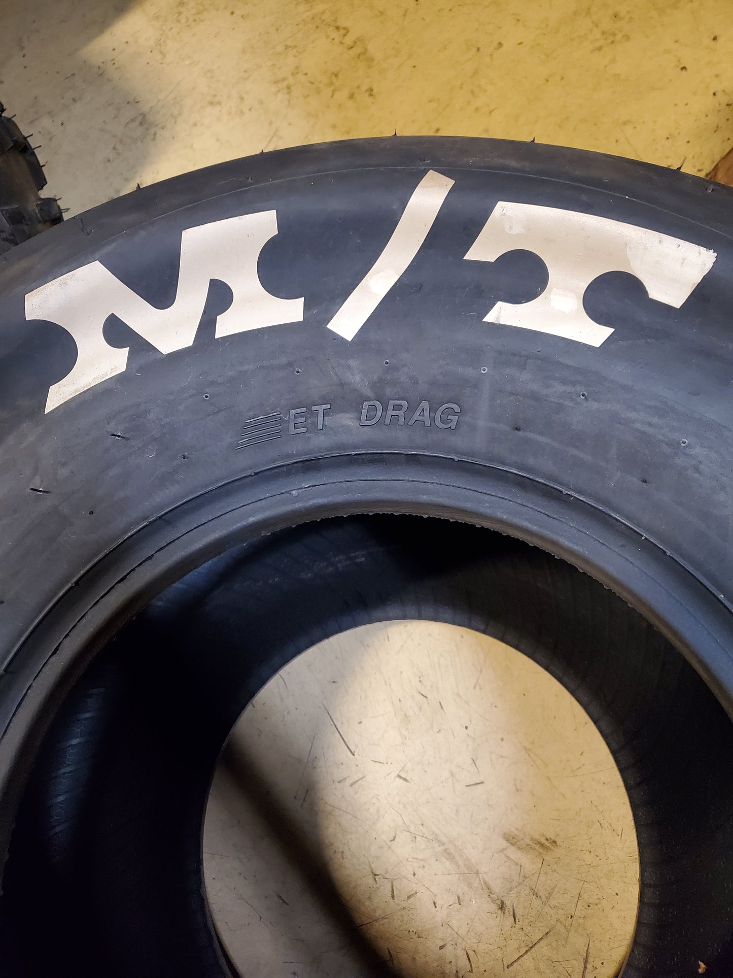 USED MICKEY THOMPSON ET DRAG BSW 33 16.5 15S DRAG SLICK TIRE 3084S