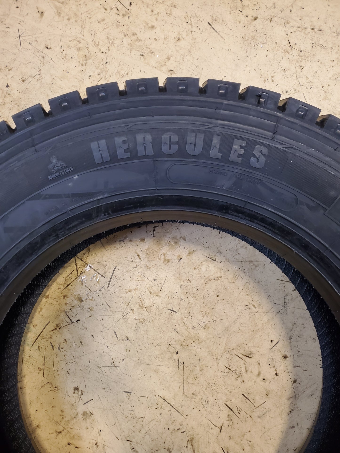 HERCULES STRONG GUARD H-DO BSW LT 225 70 19.5 128/126N 14PLY TIRE 98379