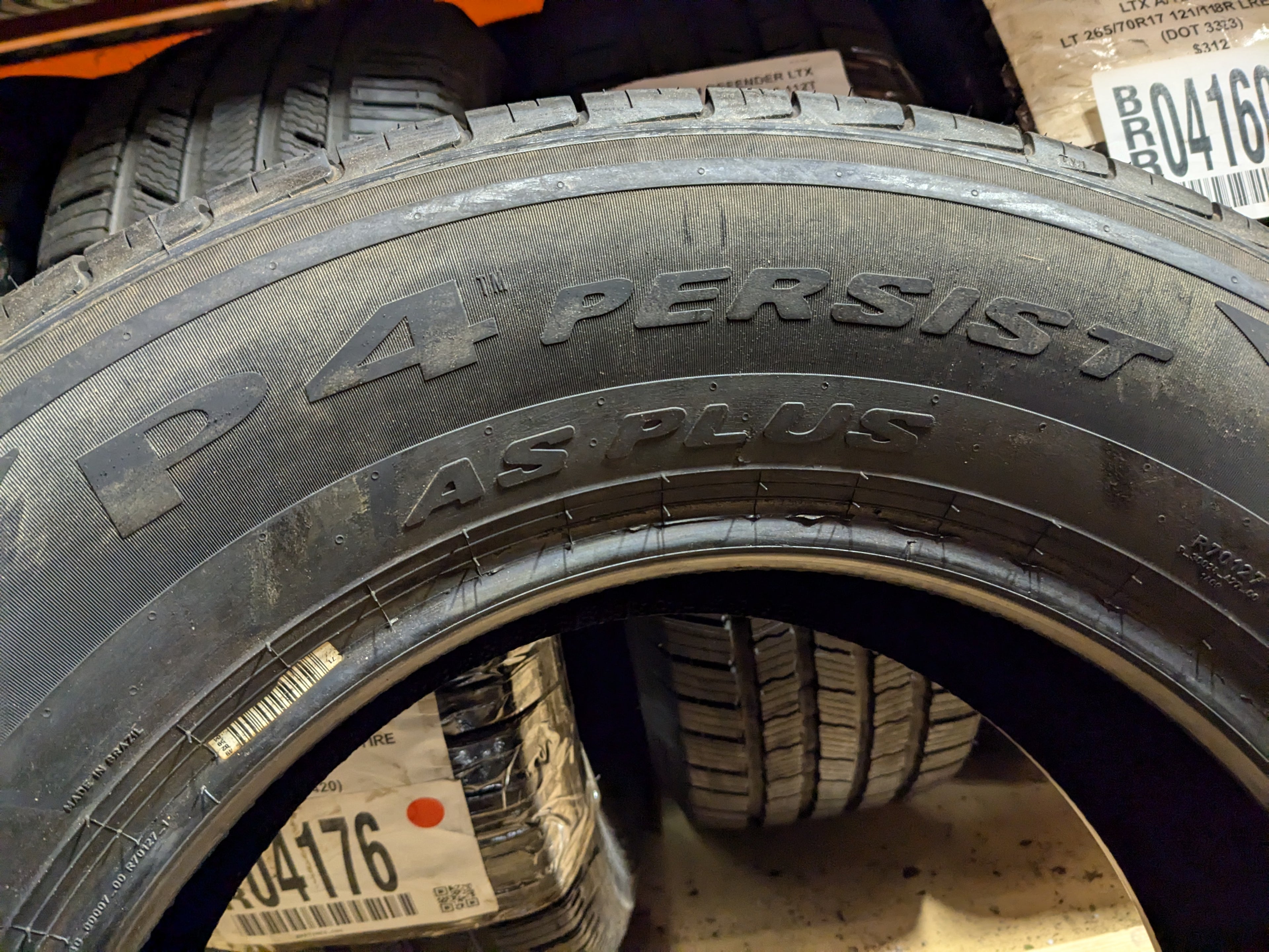 PIRELLI P4 PERSIST AS PLUS BSW P 235 65 16 ALL SEASON TIRE 4078100