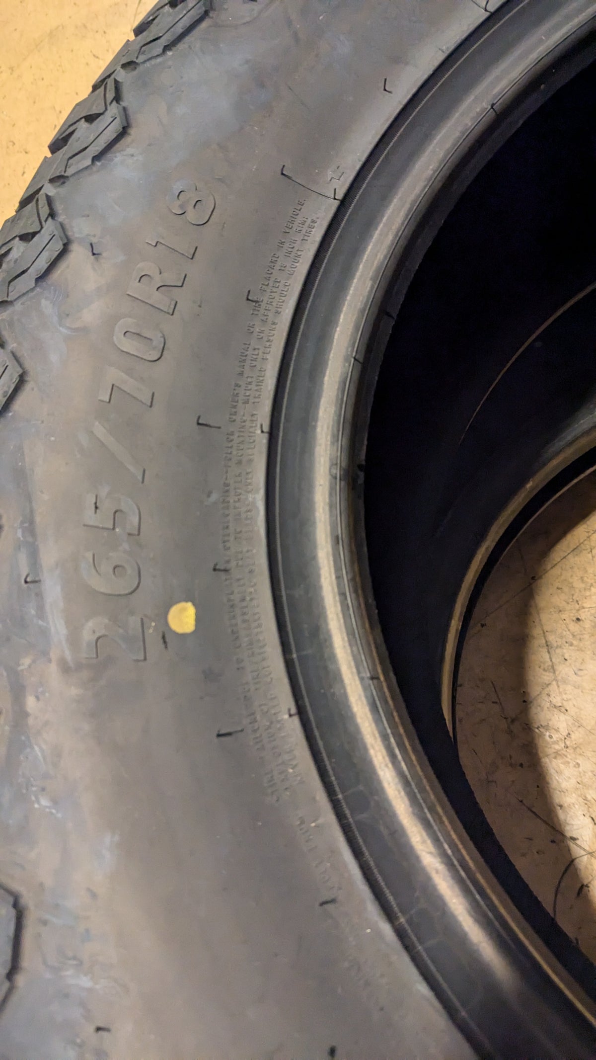 BLACKHAWK RIDGECRAWLER A/T BSW P 265 70 18 116T ALL TERRAIN TIRE 4120873V