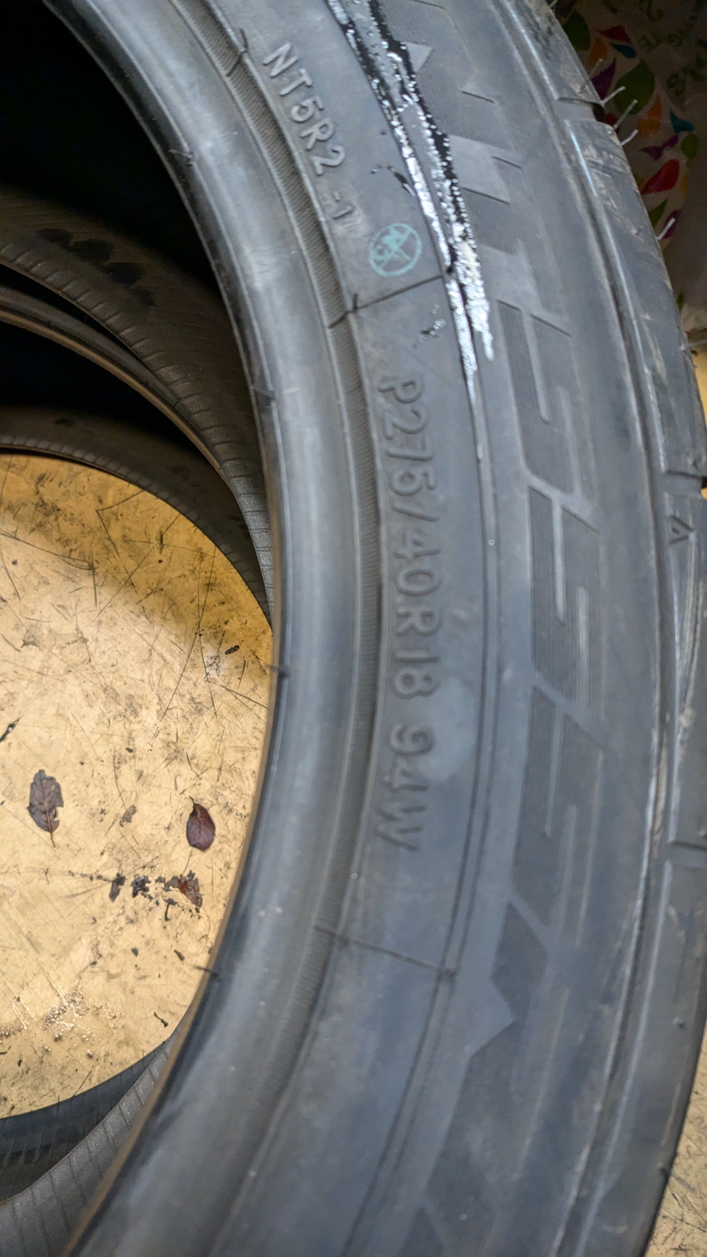 2 NITTO NT555RII BSW P 275 40 18 94W RACING TIRE 108680