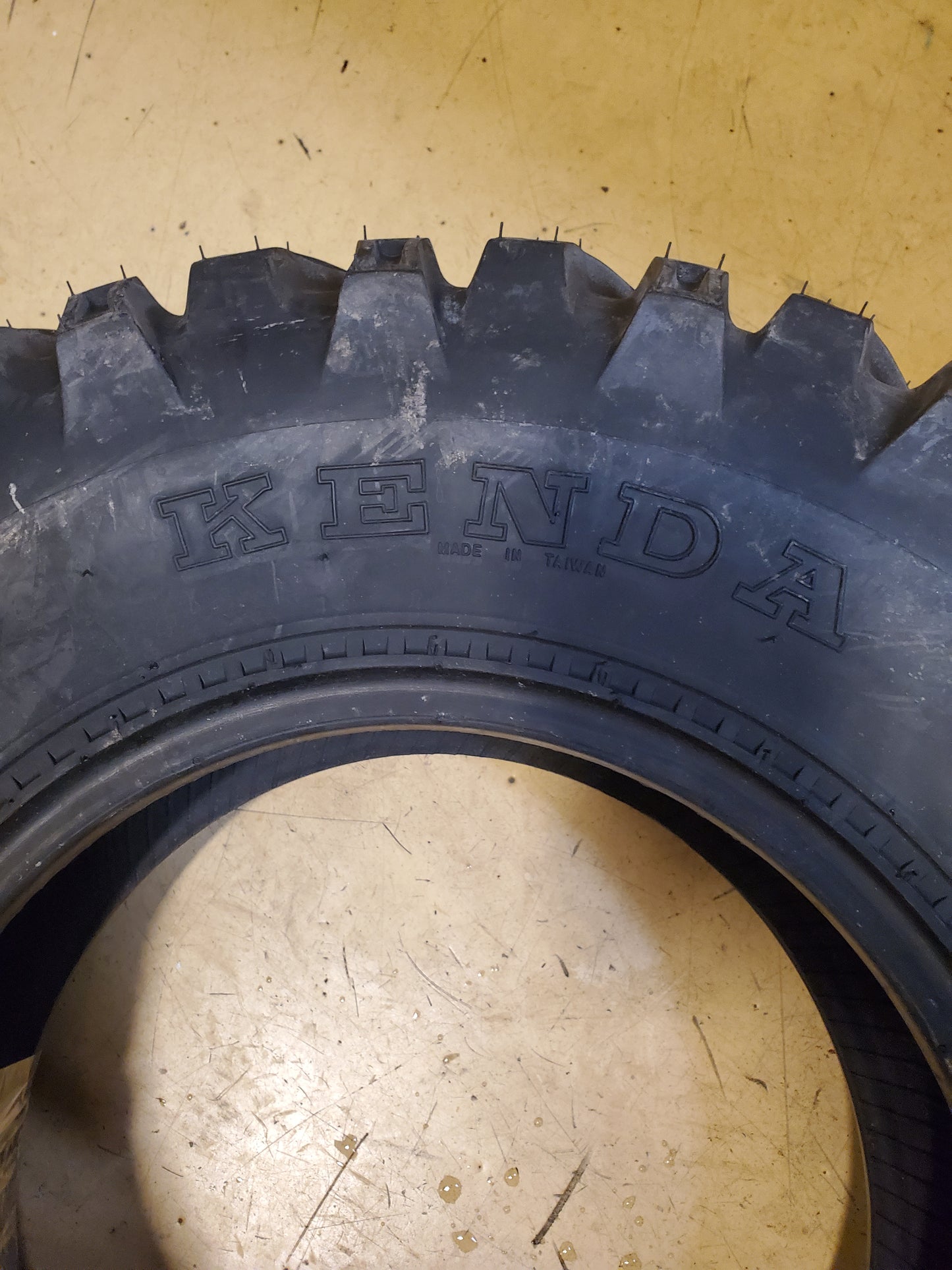 KENDA BEAR CLAW BSW P 25 8 12 6PLY ATV/UTV TIRE 82991245C1