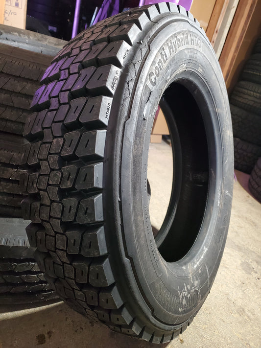 NOS CONTINENTAL CONTI HYBRID HD3 BSW LT 225 70 19.5 128/126N 14PLY DRIVE TIRE 05224060000