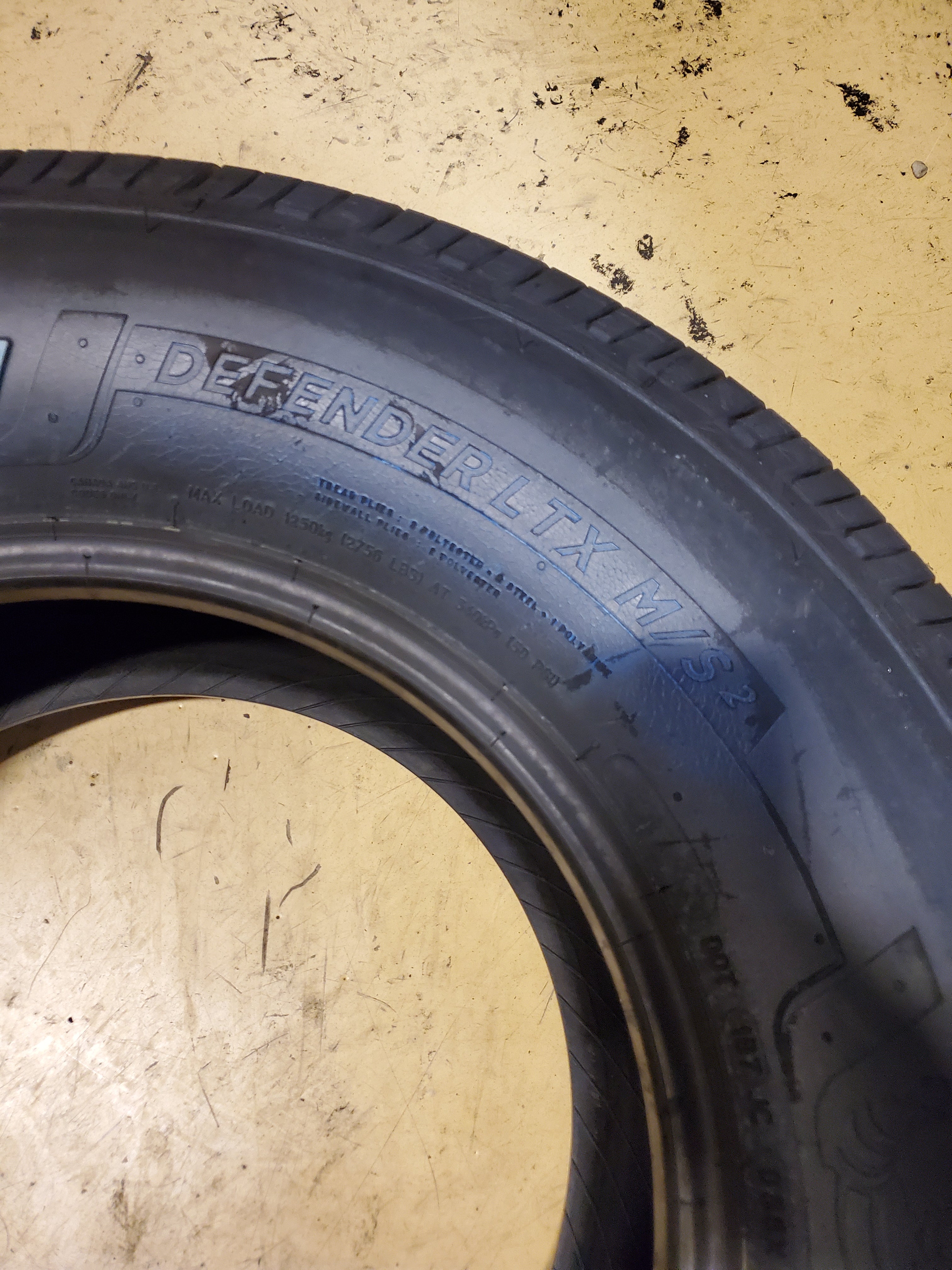 MICHELIN DEFENDER LTX M/S 2 OWL P 265 70 16 116T XL ALL SEASON TIRE 93928