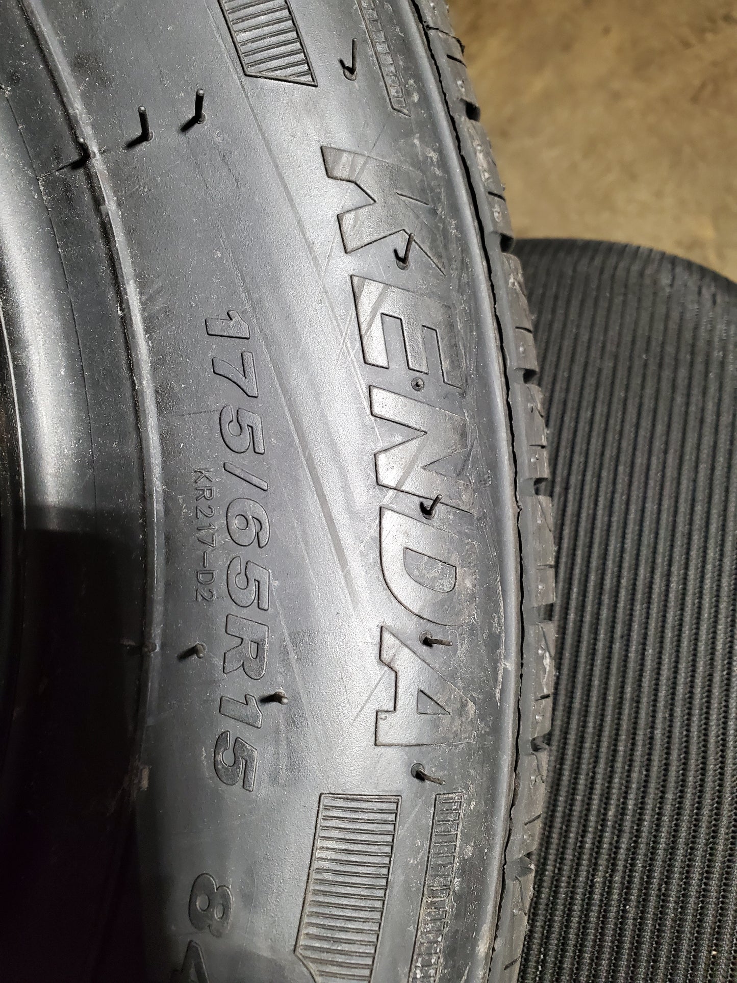 KENDA KENETICA TOURING A/S KR217 BSW P 175 65 15 84H ALL SEASON TIRE 217037