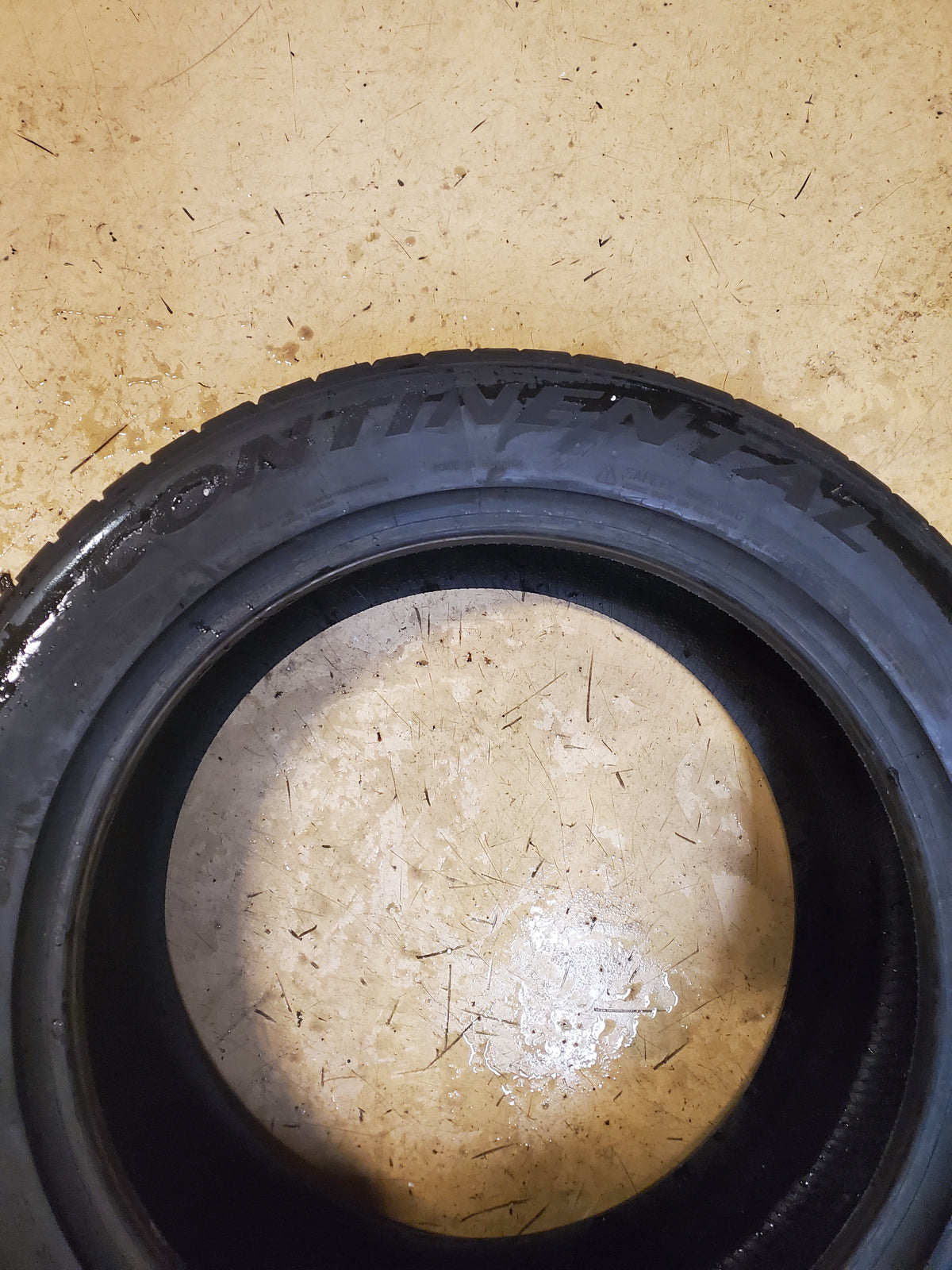 CONTINENTAL EXTREMECONTACT DWS06 PLUS P 275 45 19 108W XL TIRE 155713450000
