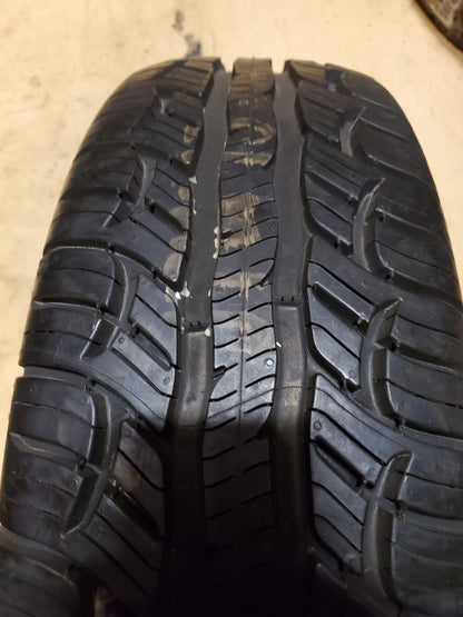 NOS BFGOODRICH ADVANTAGE T/A SPORT LT BSW P 215 70 16 100T SL ALL SEASON TIRE 36049