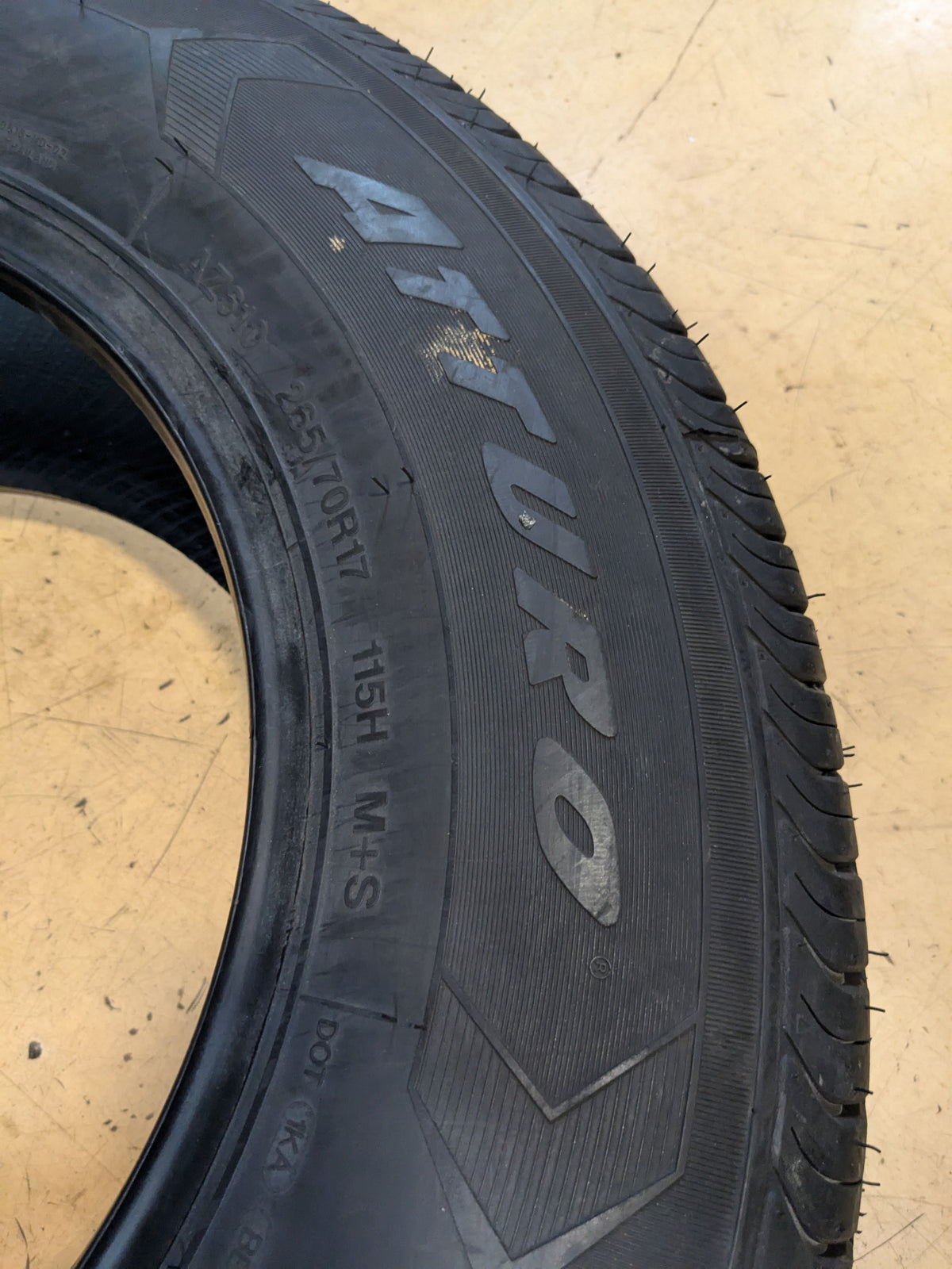 2 ATTURO AZ610 BSW P 265 70 17 115H ALL SEASON TIRE 53016