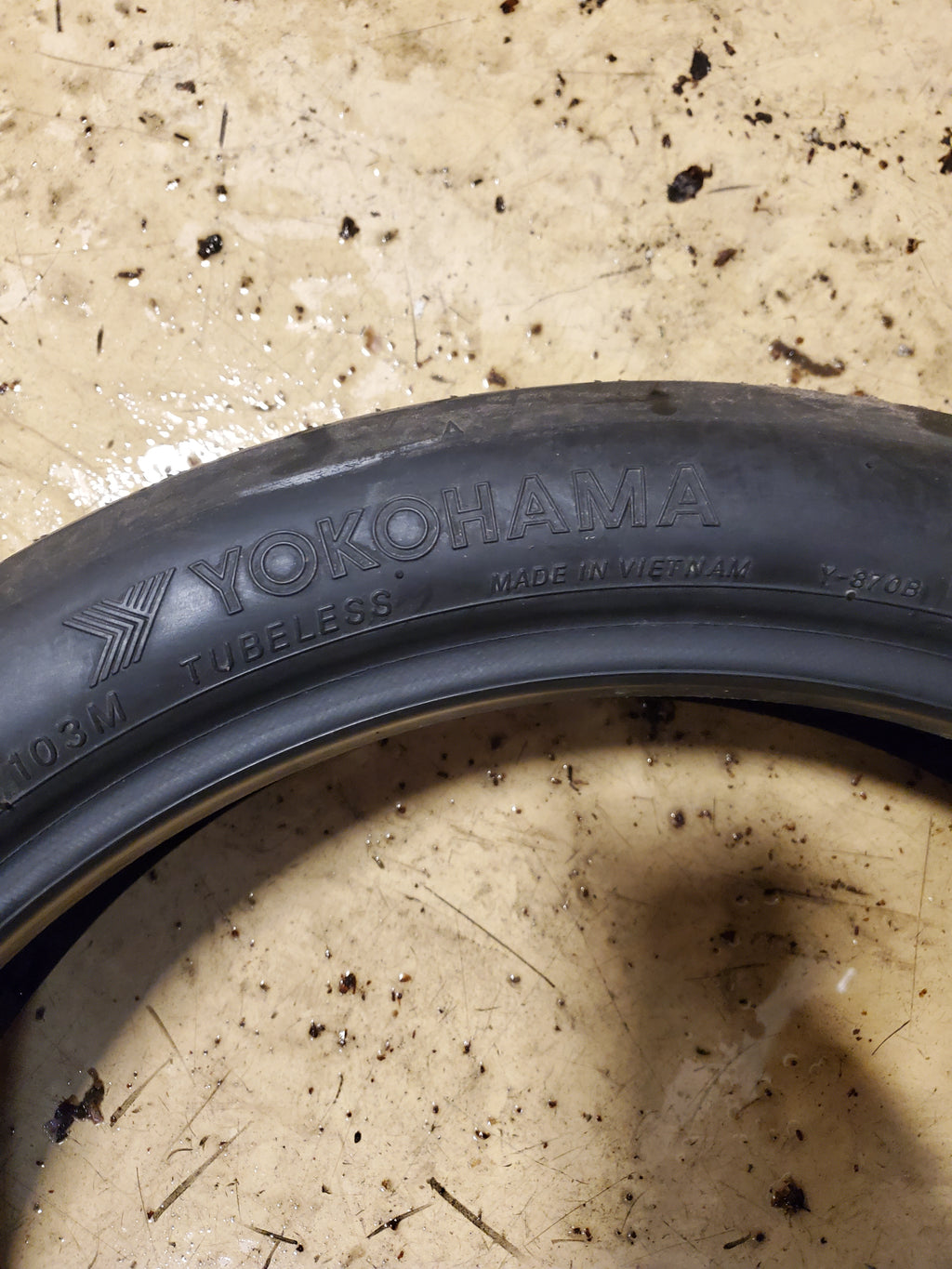 YOKOHAMA Y870B BSW P 135 70 18 103M SPARE TIRE 110187021