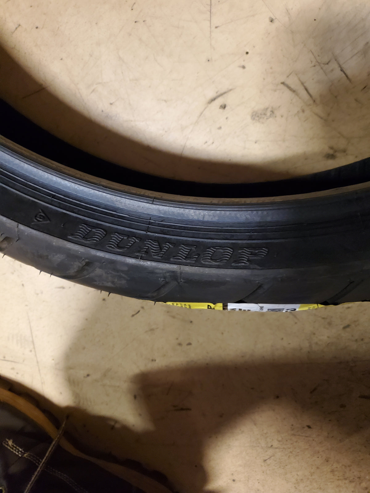 DUNLOP AMERICAN ELITE BSW 130 60 21 69H FRONT MOTORCYCLE TIRE 45131060