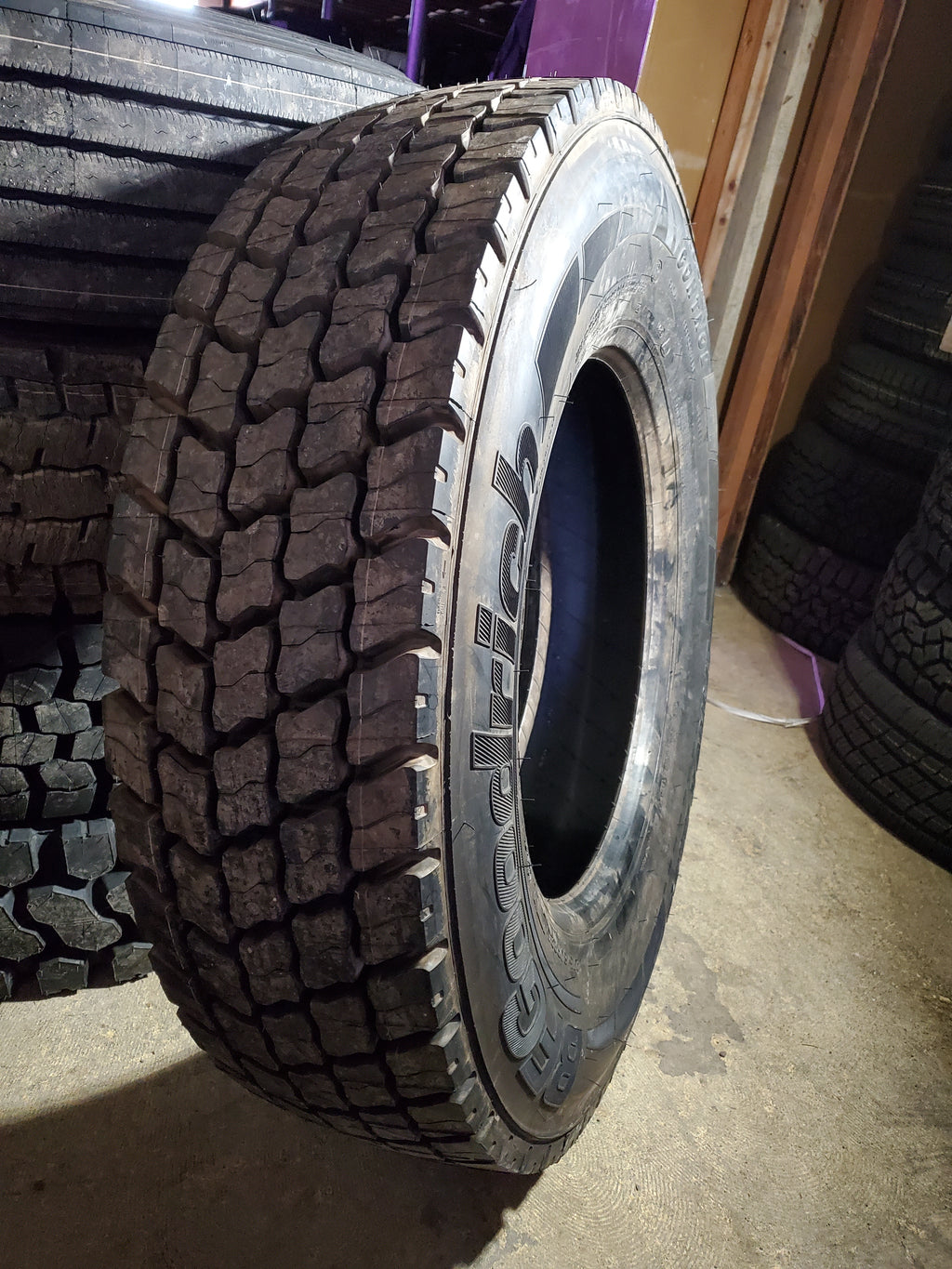 NOS BFGOODRICH ROUTE CONTROL BSW LT 275 80 22.5 144/141L 14PLY TRAILER TIRE 70298