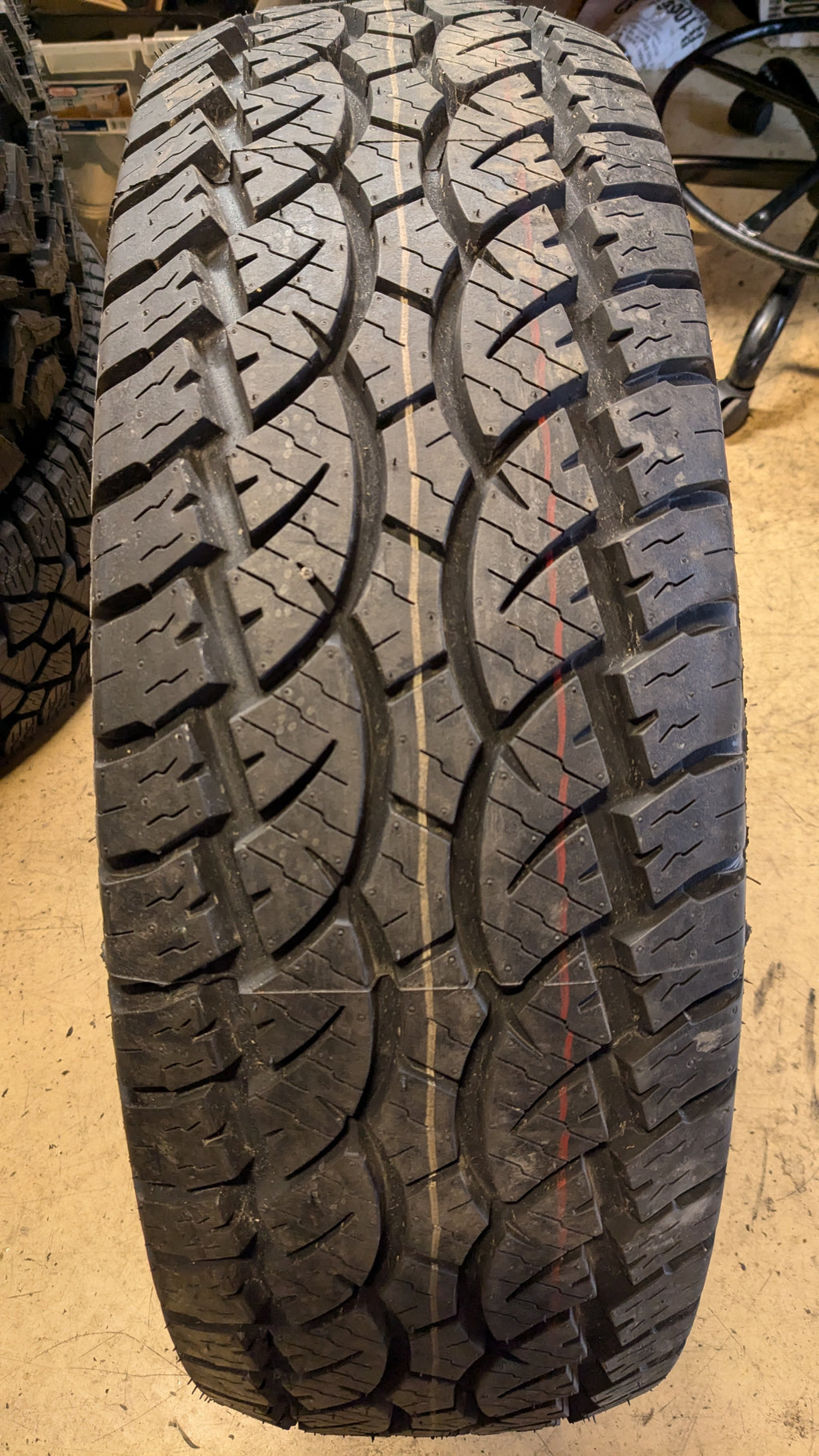 THUNDERER RANGER A/T R404 BSW LT 265 75 16 123/120S 10PLY ALL TERRAIN TH0433