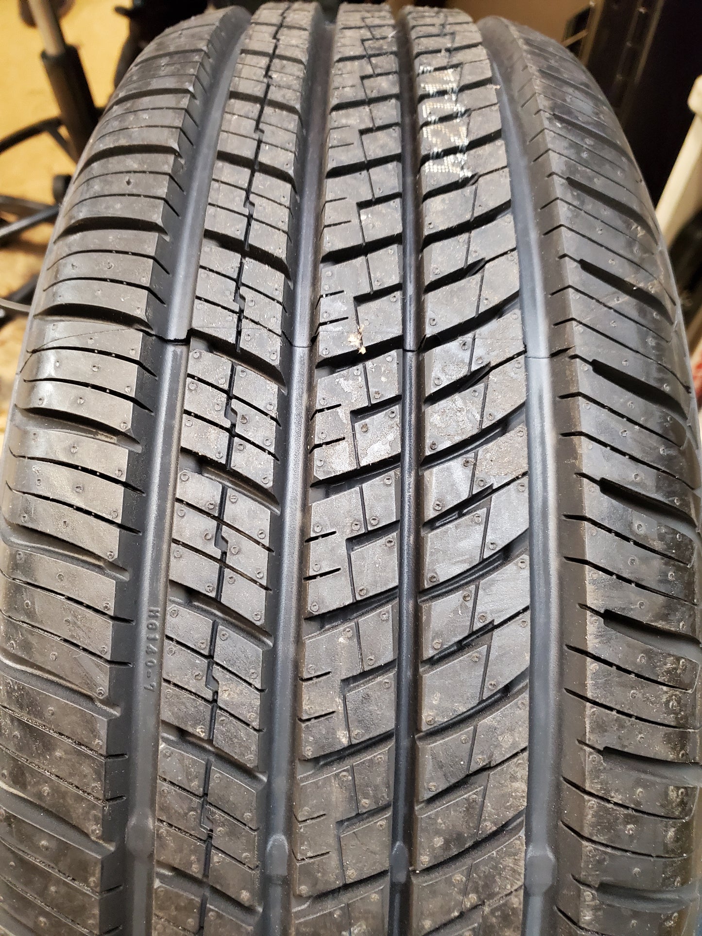 YOKOHAMA AVID ASCEND GT BSW P 225 60 18 100H ALL SEASON TIRE 110132736