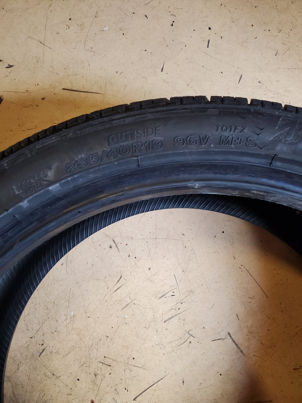2 BRIDGESTONE TURANZA QUIETTRACK BSW P 235 40 19 96V XL ALL SEASON TIRE 004325