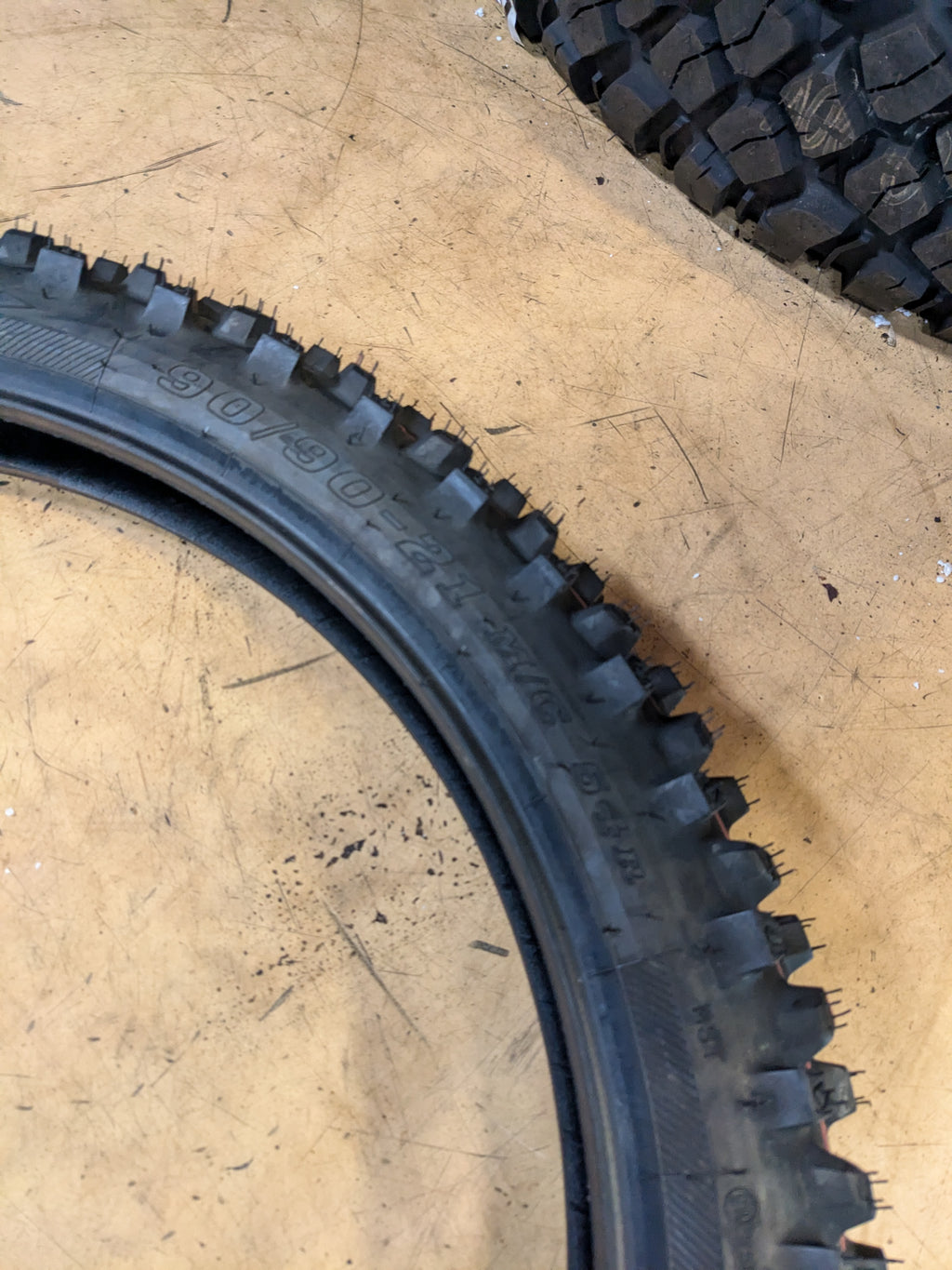 DUNLOP GEOMAX ENDURO EN91F 90 90 21 54R FRONT MOTORCYCLE TIRE 45242081