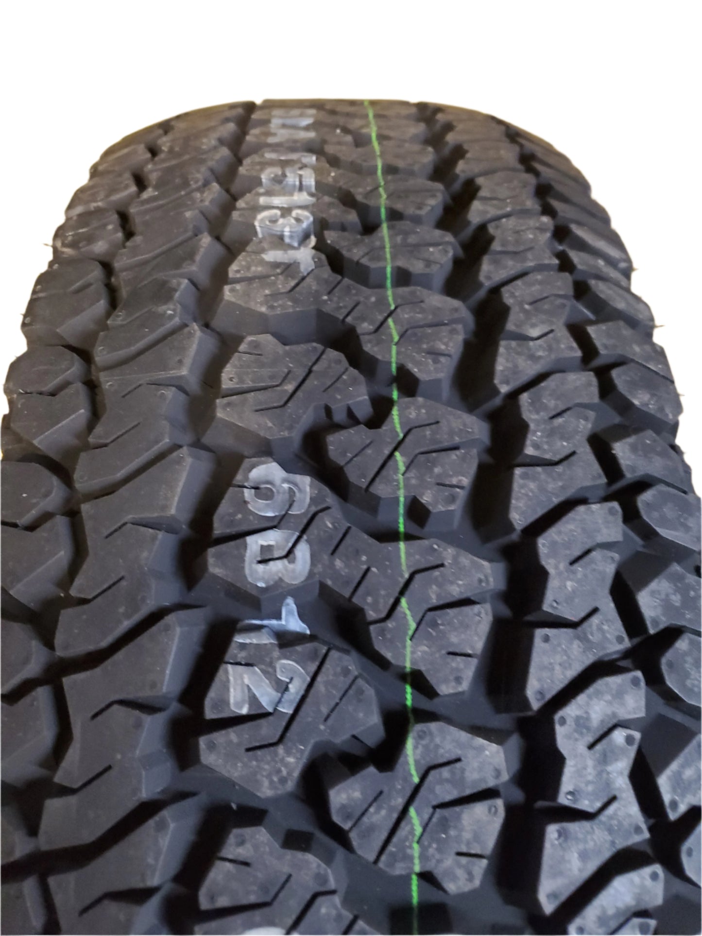 4 KUMHO ROAD VENTURE AT51 BSW P 265 75 16 114T ALL TERRAIN TIRE 2178123