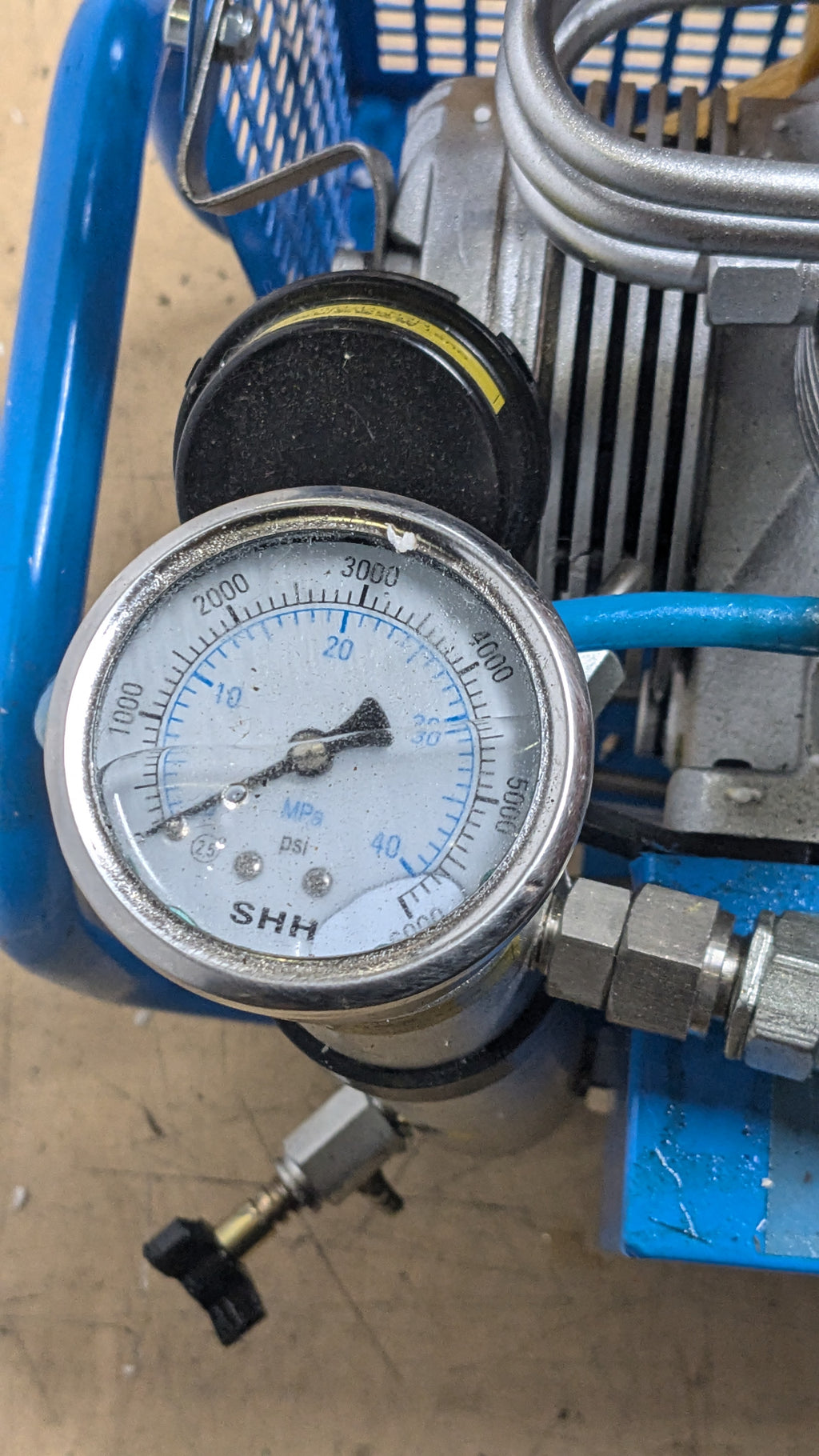 TUXING DRIVING AIR COMPRESSOR HIHG PRESSURE 100I/MIN 4500PSI TX-100