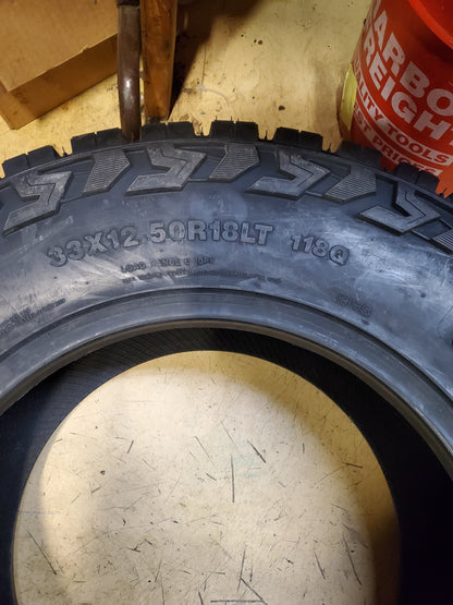 VENOM POWER TRAIL HUNTER R/T BSW LT 33 12.50 18 118Q 10PLY TIRE SVPTHRT03