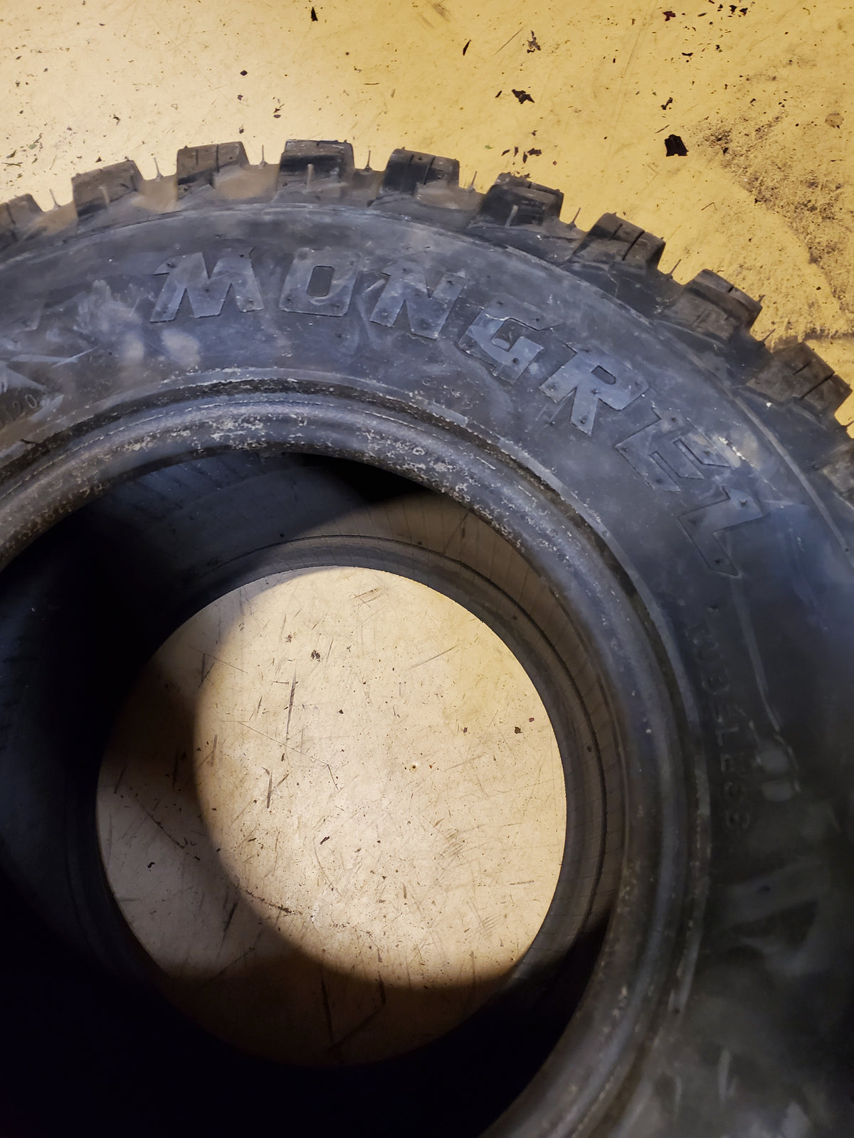 NOS KANATI MONGREL BSW AT 27 11 12 10PLY ATV/UTV TIRE AM122711MG