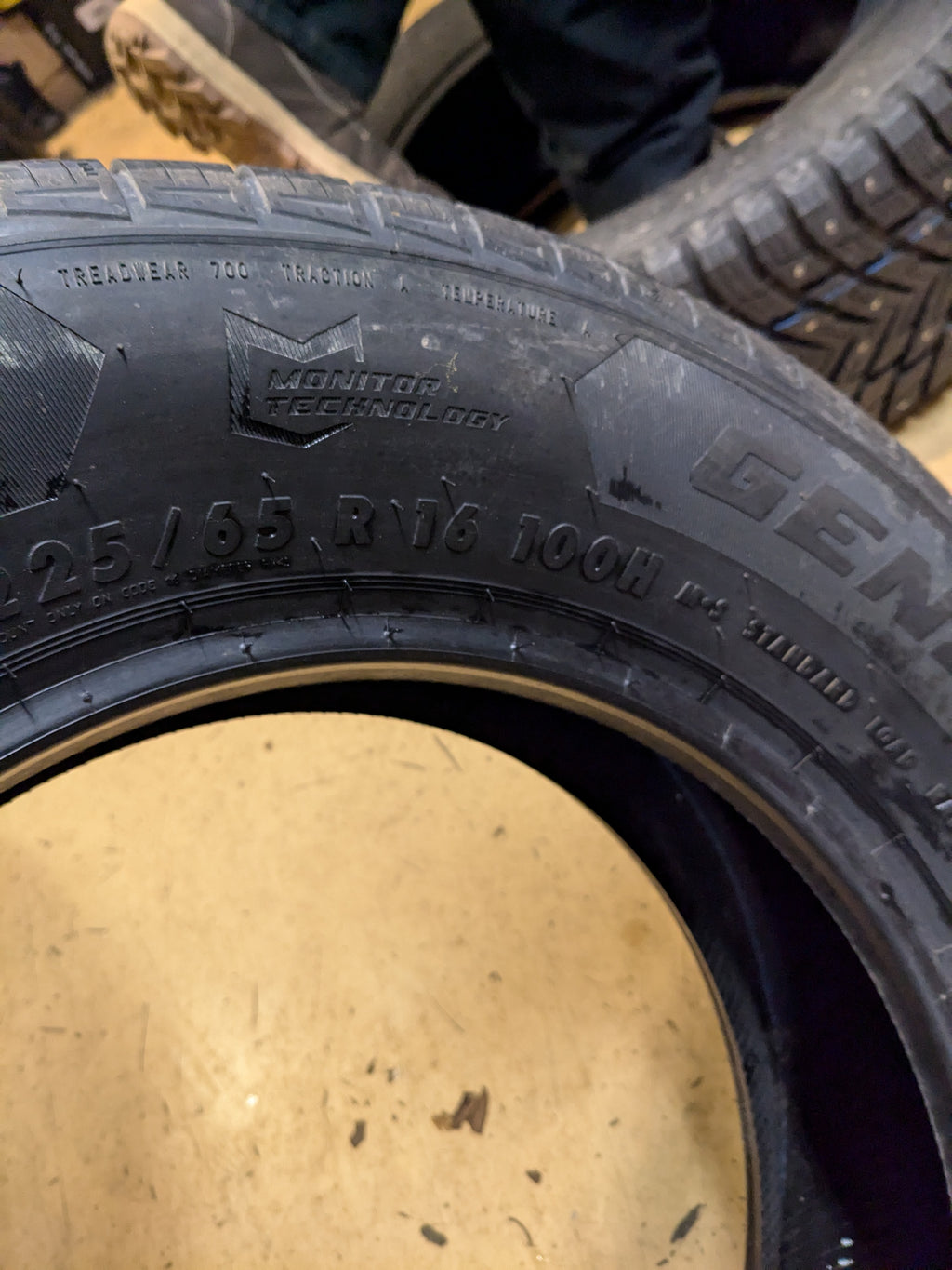 GENERAL ALTIMAX RT45 P 225 65 16 100H SL ALL SEASON TIRE 15576500000