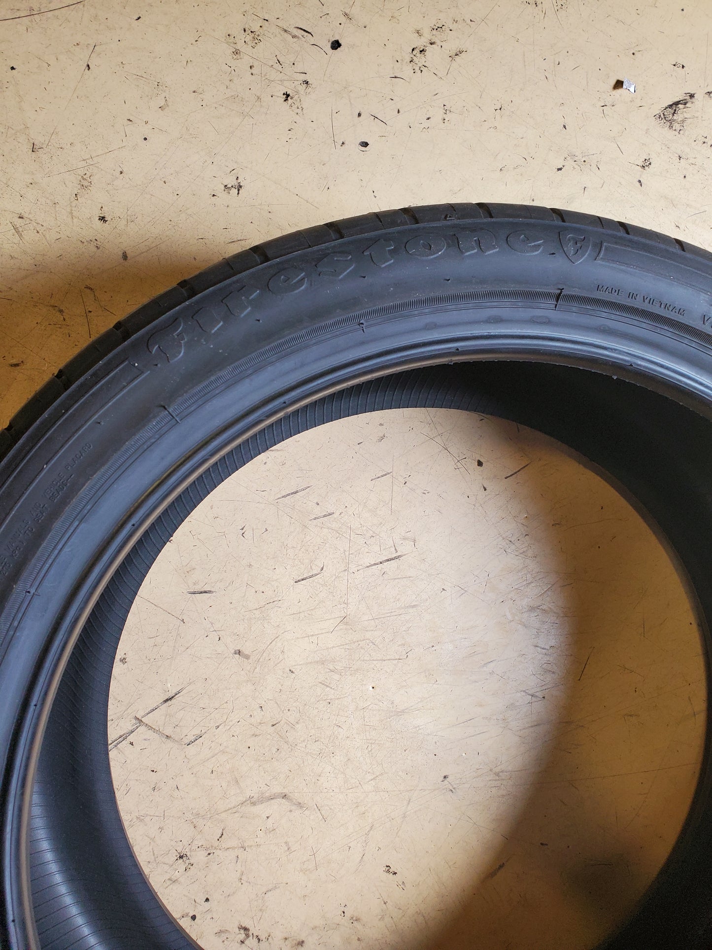 FIRESTONE FIREHAWK INDY 500 BSW P 235 40 18 95W XL UHP TIRE 012377