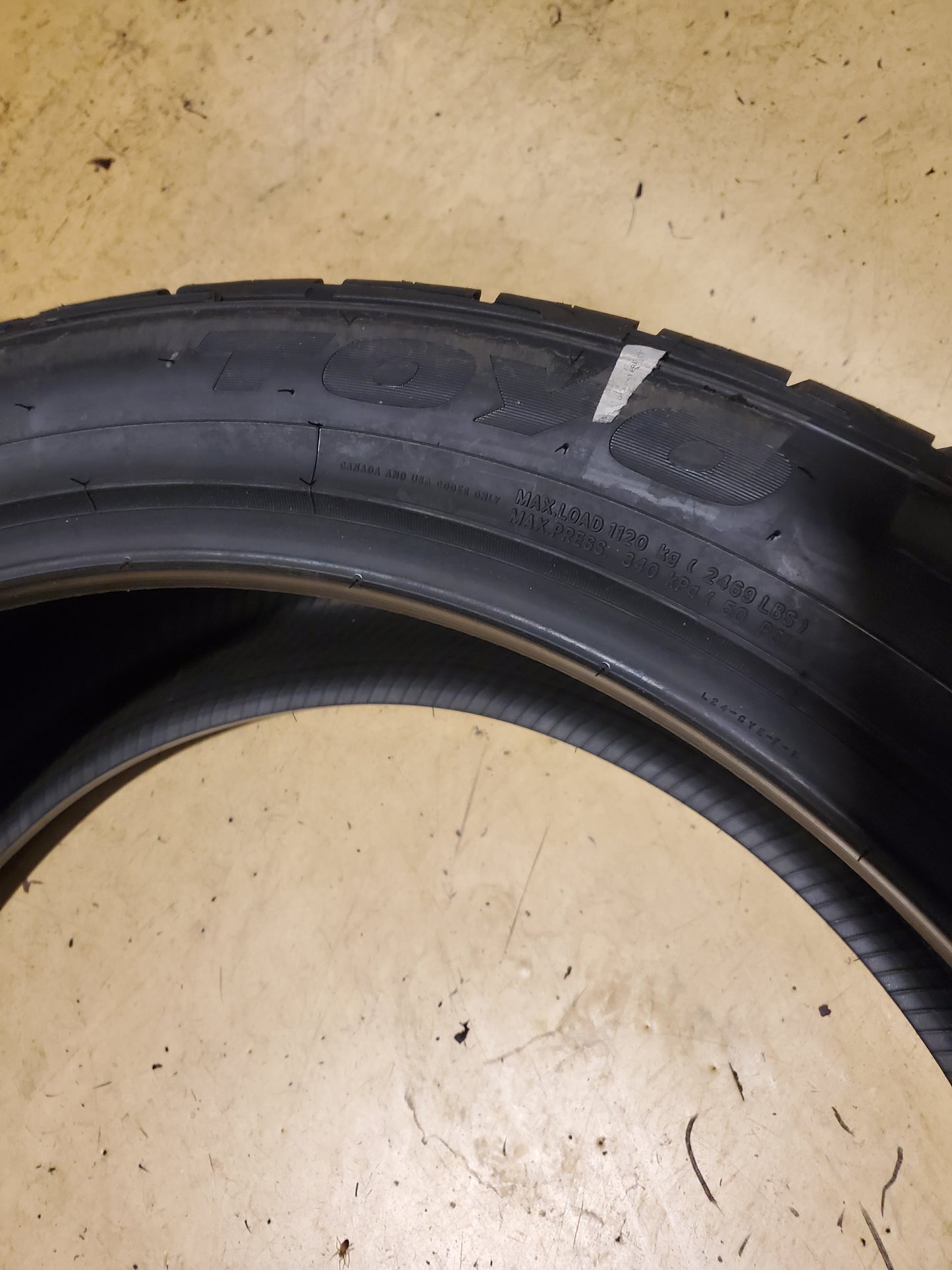 TOYO PROXES ST III BSW P 285 40 24 112V XL ALL SEASON TIRE 247430