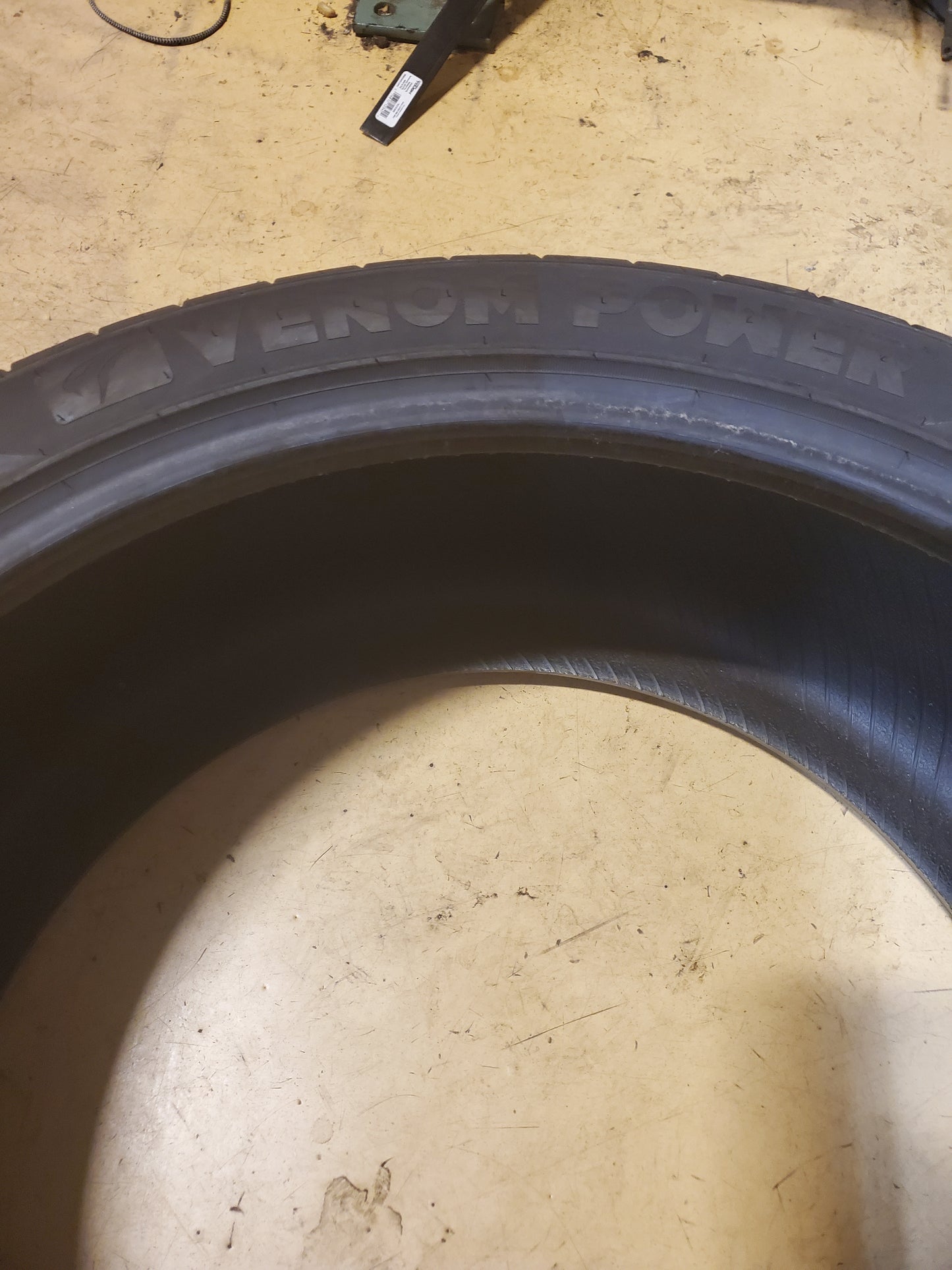 VENOM POWER RAGNAROK GTS BSW P 305 35 24 112V XL ALL SEASON TIRE TVPGTS60