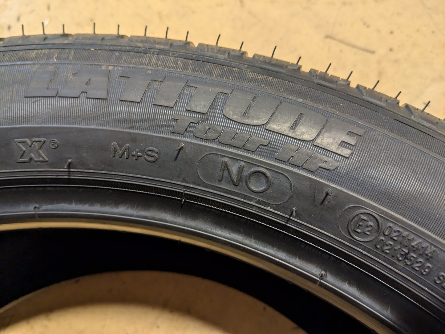 MICHELIN LATITUDE TOUR HP BSW P 295 40 20 106V ALL SEASON TIRE 38951
