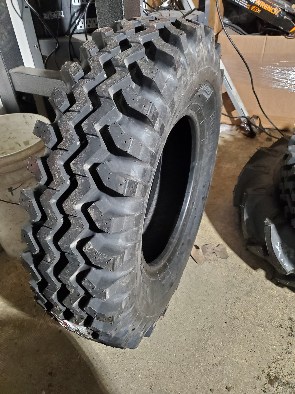 BUCKSHOT MUDDER N78-15 BSW AT 31 9.2 15 6PLY ATV/UTV TIRE BT7815