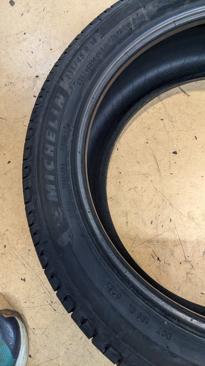 MICHELIN DEFENDER 2 BSW P 235 45 18 98V XL ALL SEASON TIRE 58723