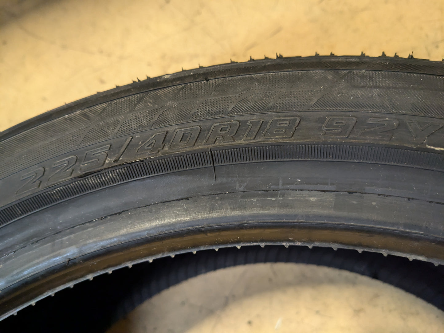 YOKOHAMA ADVAN SPORT A/S PLUS BSW P 225 40 18 92Y XL UHP ALL SEASON TIRE 110140629