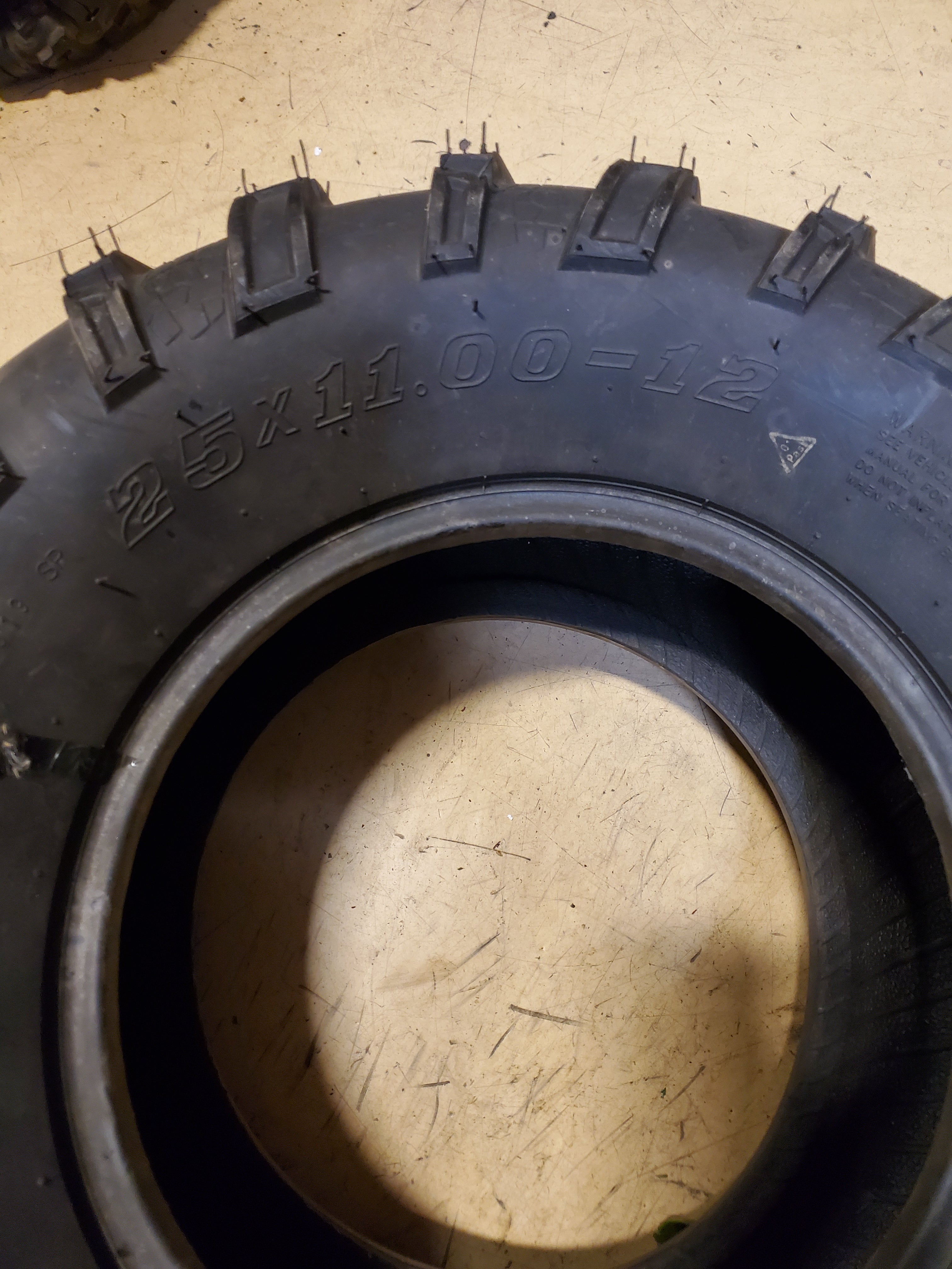 HI-RUN SU73A BSW 25 11 12 6PLY ATV/UTV TIRE WD1241