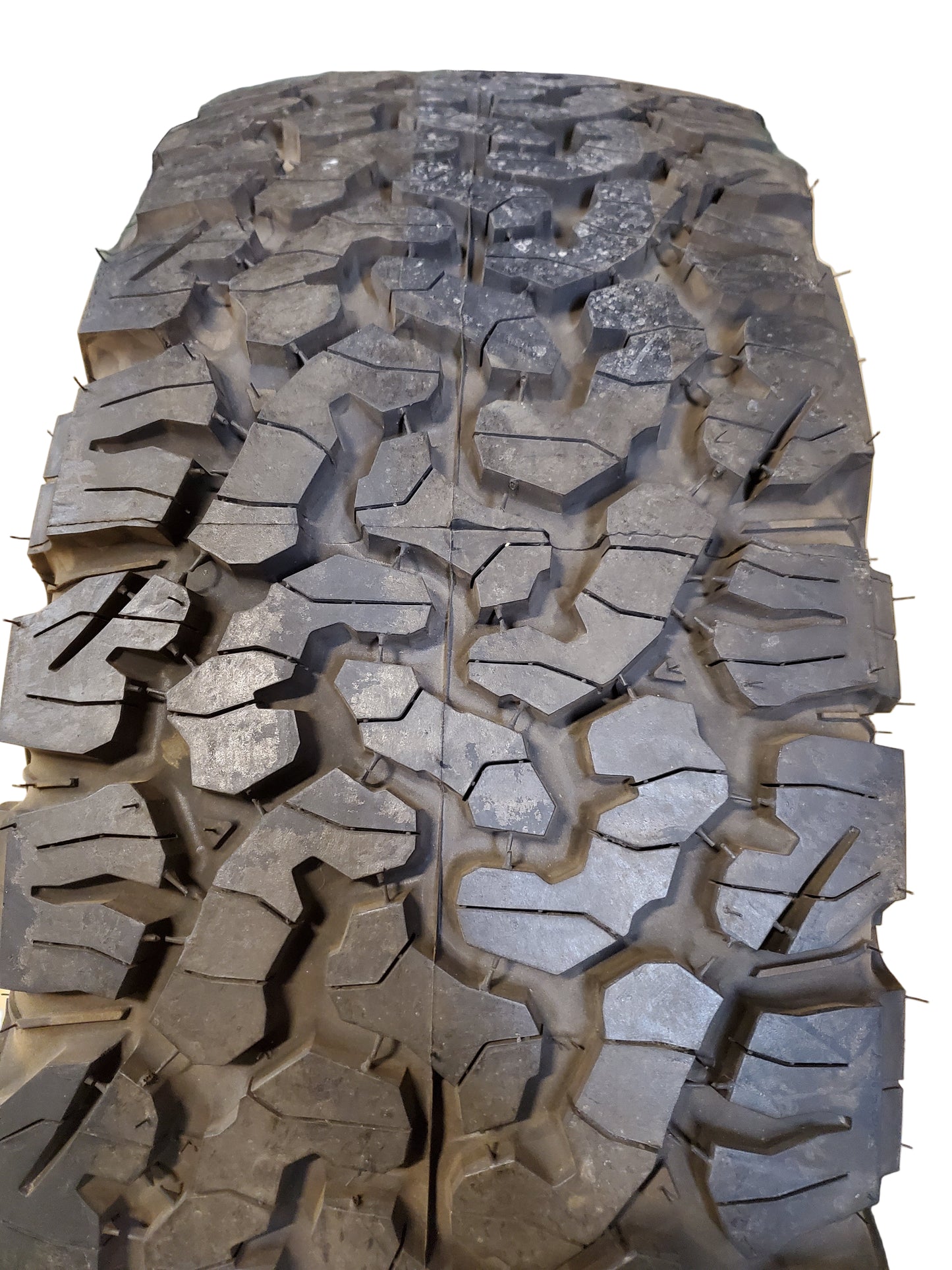 BFGOODRICH ALL-TERRAIN T/A K02 RWL LT 275 65 17 121/118S 10PLY TIRE 42347