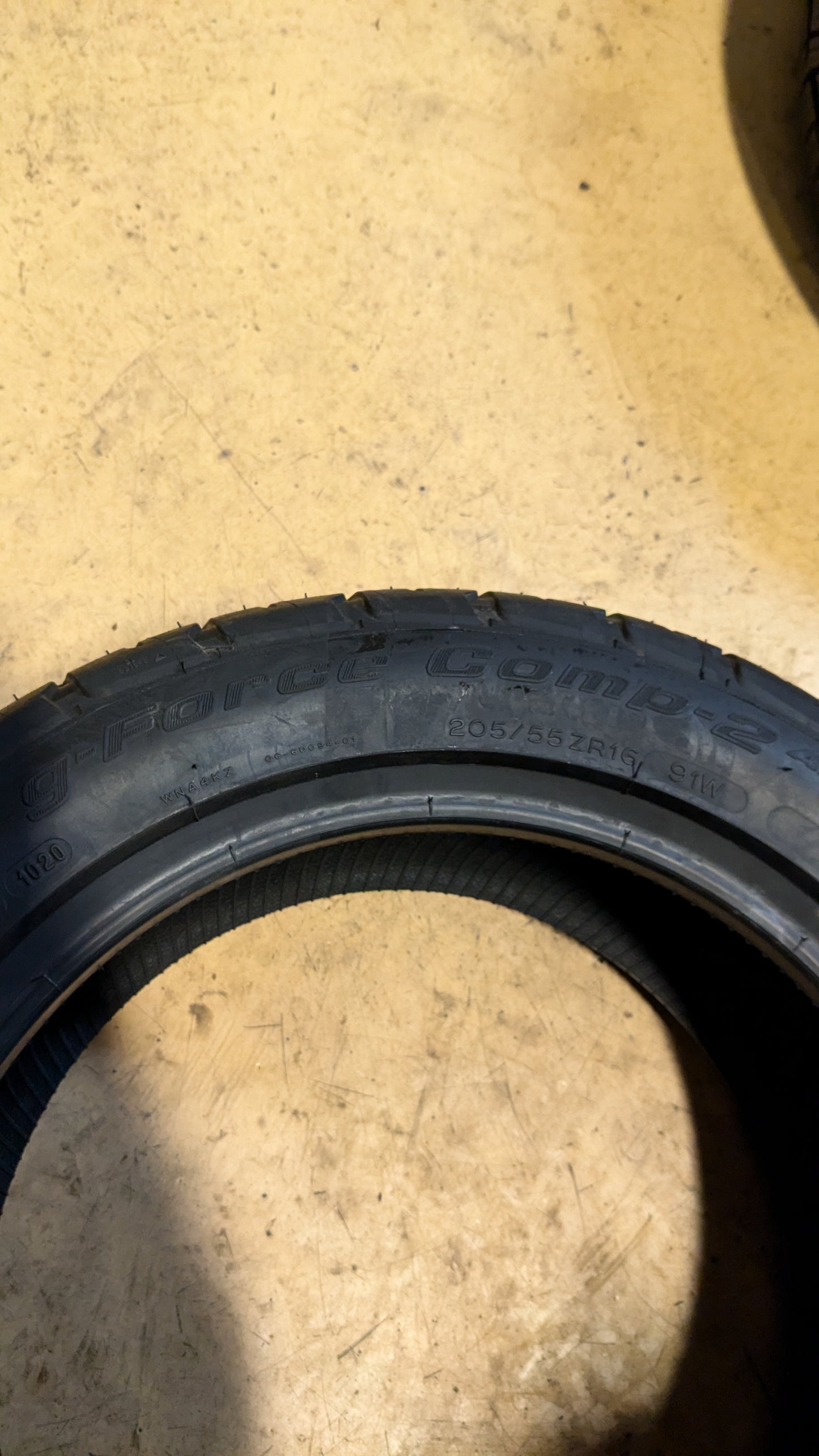 NOS BFGOODRICH GFORCE COMP2 A/S BSW P 205 55 16 91W ALL SEASON TIRE 91132