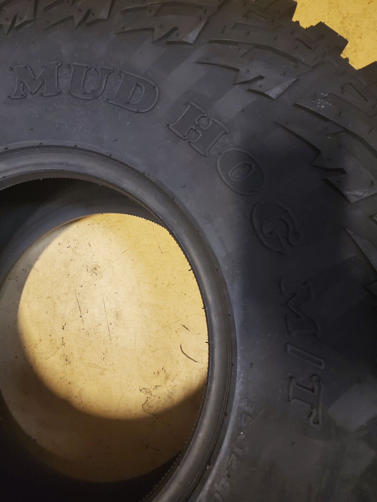 KANATI MUD HOG M/T BSW LT 35 12.5 15 113Q 6PLY MUD TIRE L1535125C