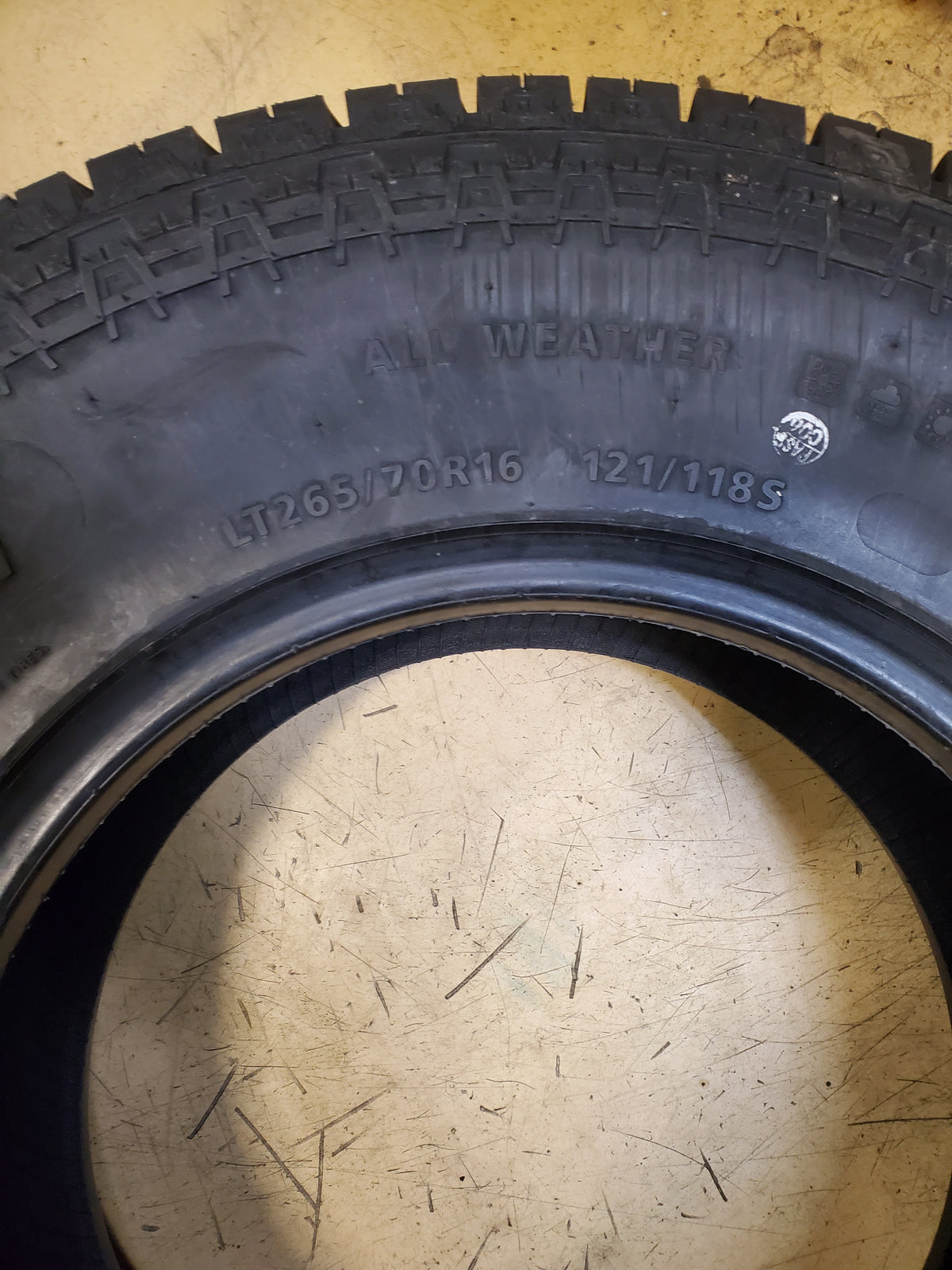 2 LEXANI TERRAIN BEAST AT BSW LT 265 70 16 121/118S 10PLY TIRE LXSTAT1670020