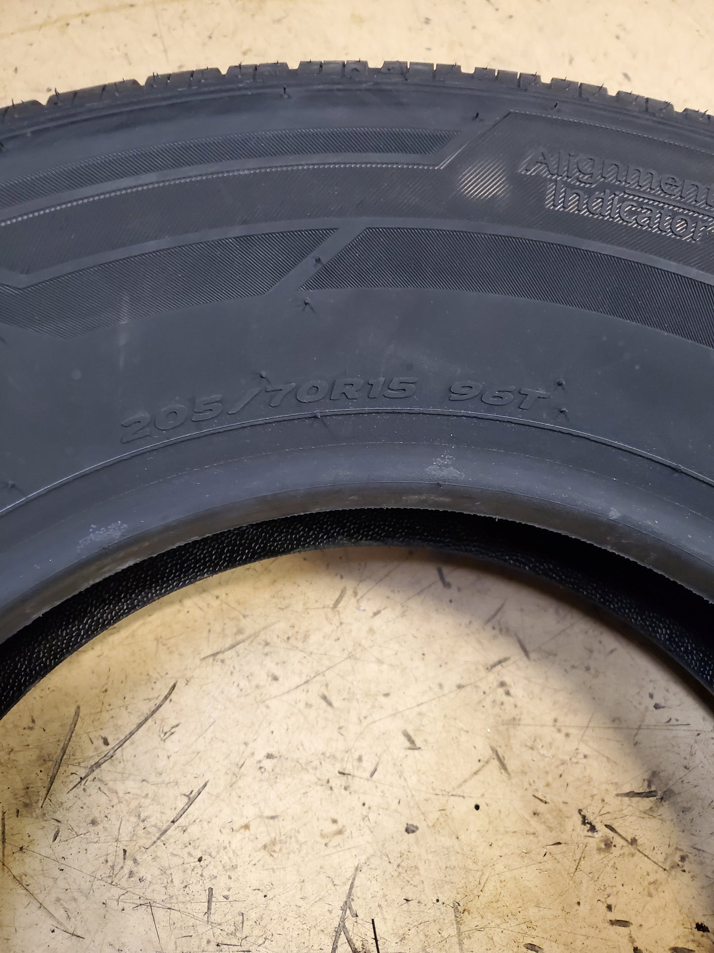 HANKOOK KINERGY ST BSW P 205 70 15 96T ALL SEASON TIRE 1022042