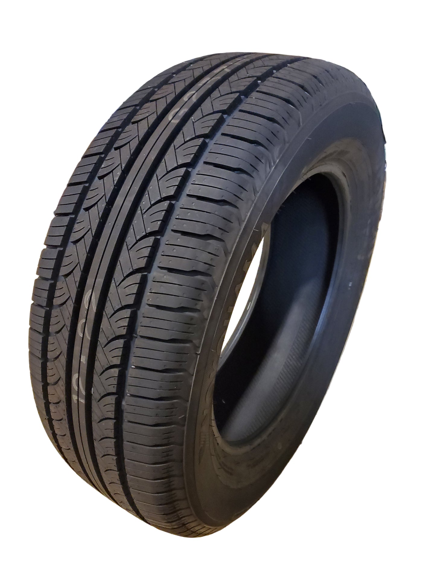YOKOHAMA AVID TOURING-S BSW P 235 60 17 102T ALL SEASON TIRE 110131832