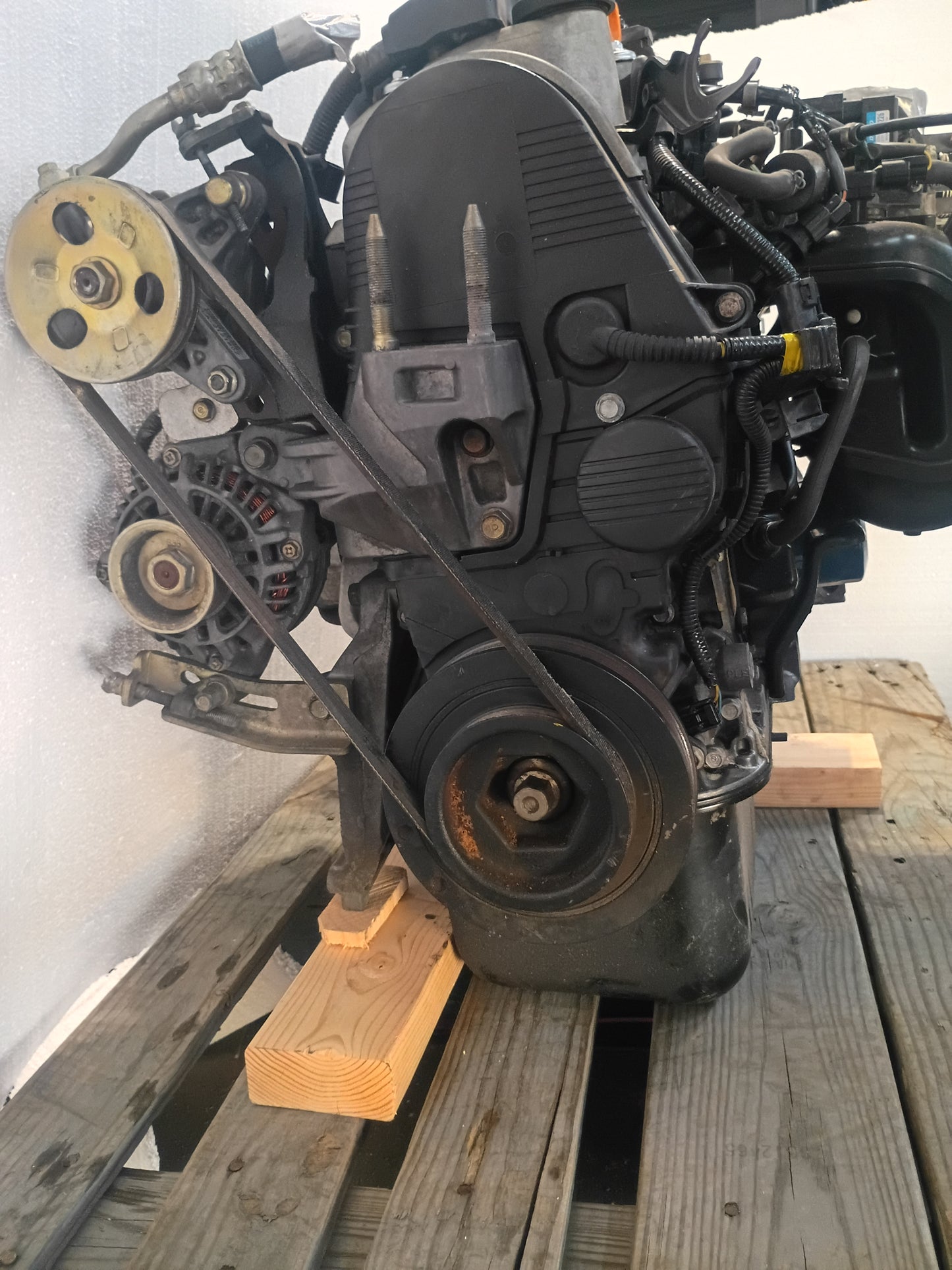 01-05 HONDA CIVIC MOTOR D17Z1 VTEC 1.7L 4 CYL (ENGINE ONLY)
