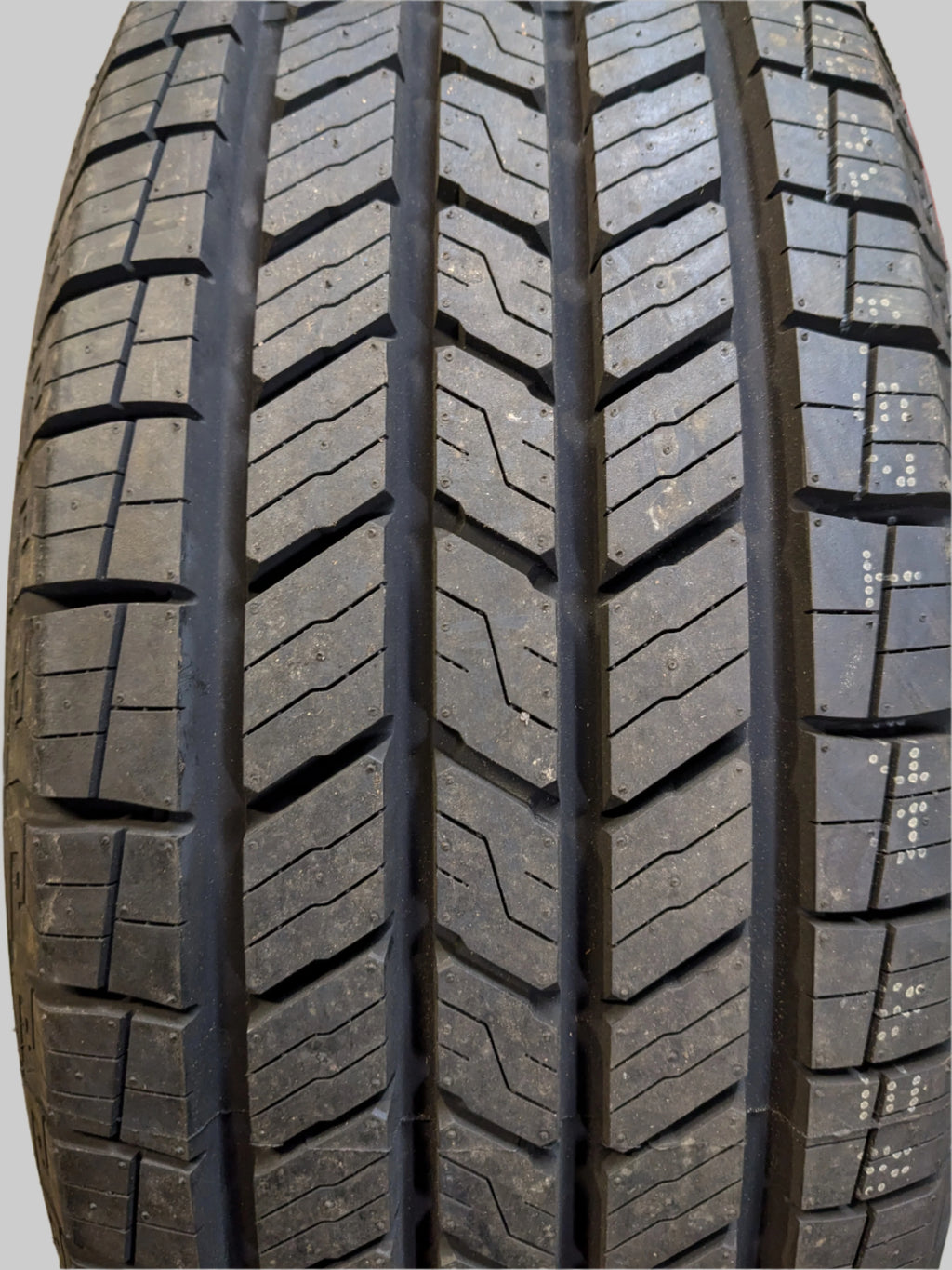 2 MULTI MILE TRAIL GUIDE HLT RWL LT 275 70 18 125/122S LRE 10PLY HIGHWAY TERRAIN TIRES TGH72