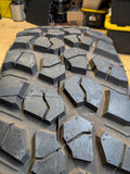 NOS BFGOODRICH MUD TERRAIN T/A KM2 RWL LT 35 12.5 17 121R LRD 8PLY TIRE 38371 MUD TERRAIN