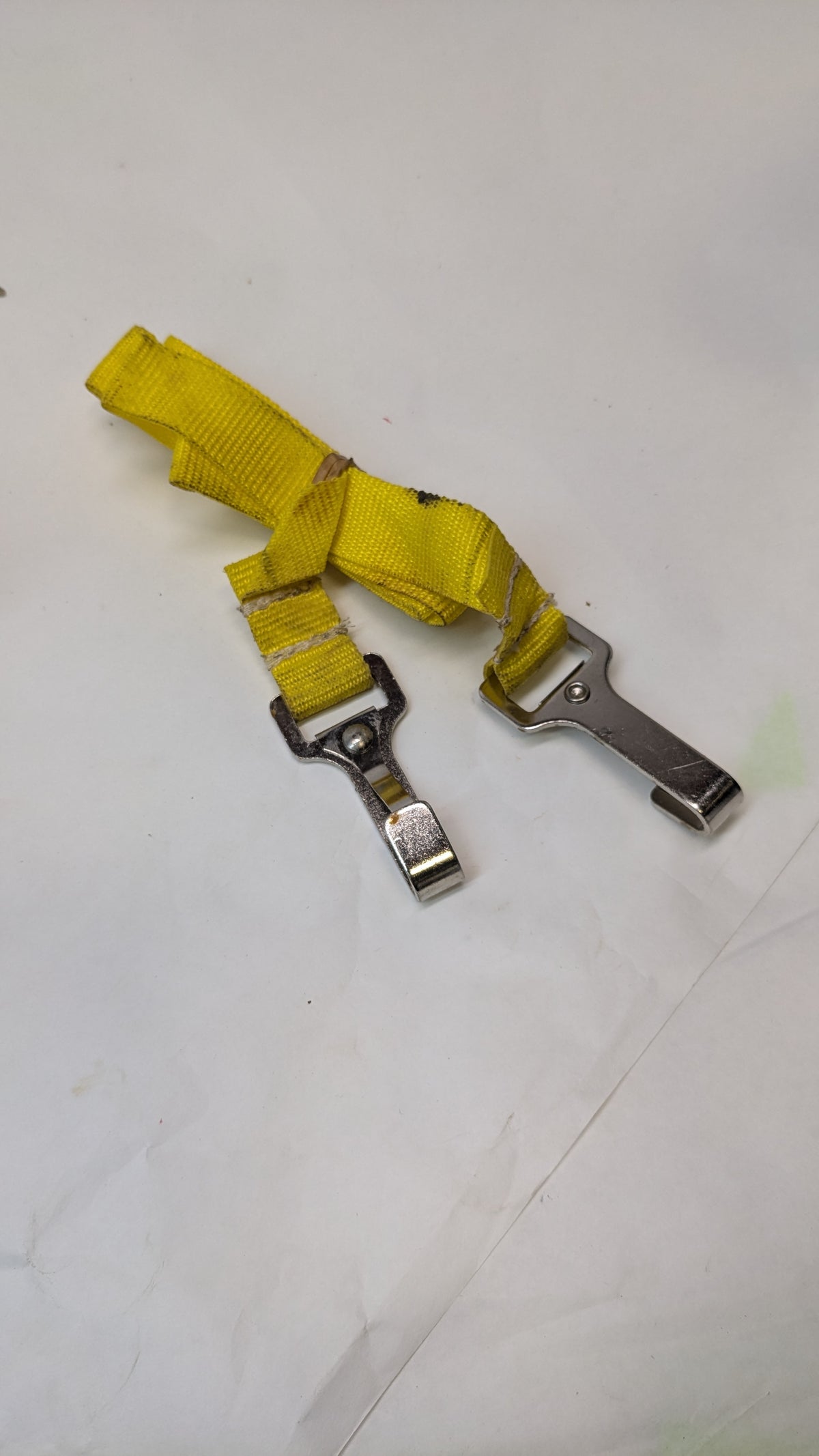 BURNDY PATRIOT 12-TON HYDRAULIC CRIMPER 3.0AH 18V LI-ION PAT750LI
